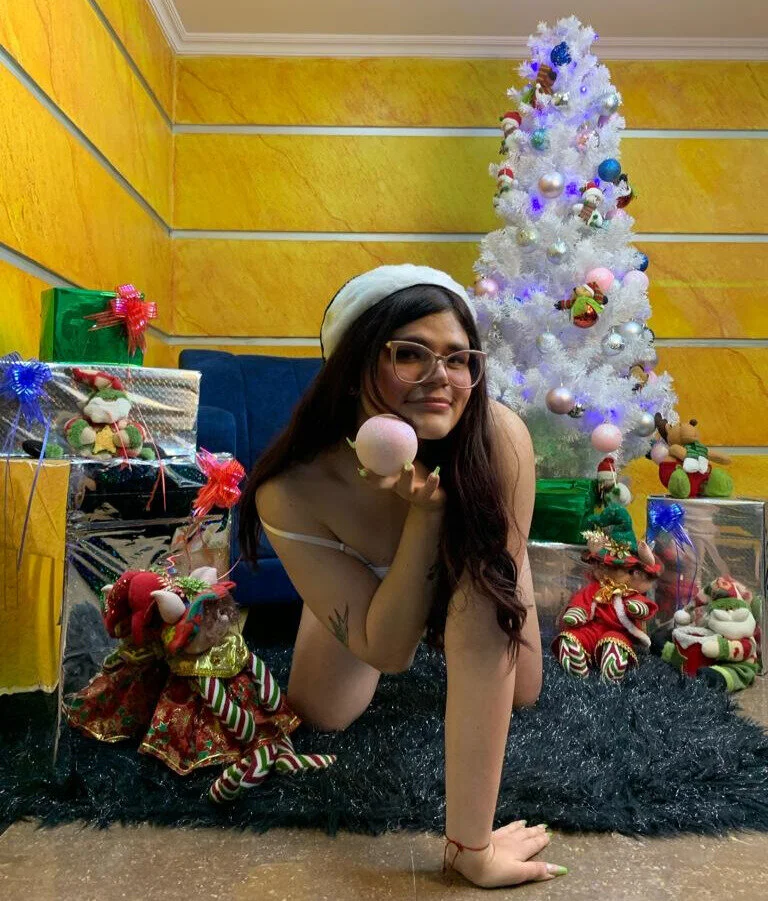 XXX Porn Photo of Nude dayis_butera 15