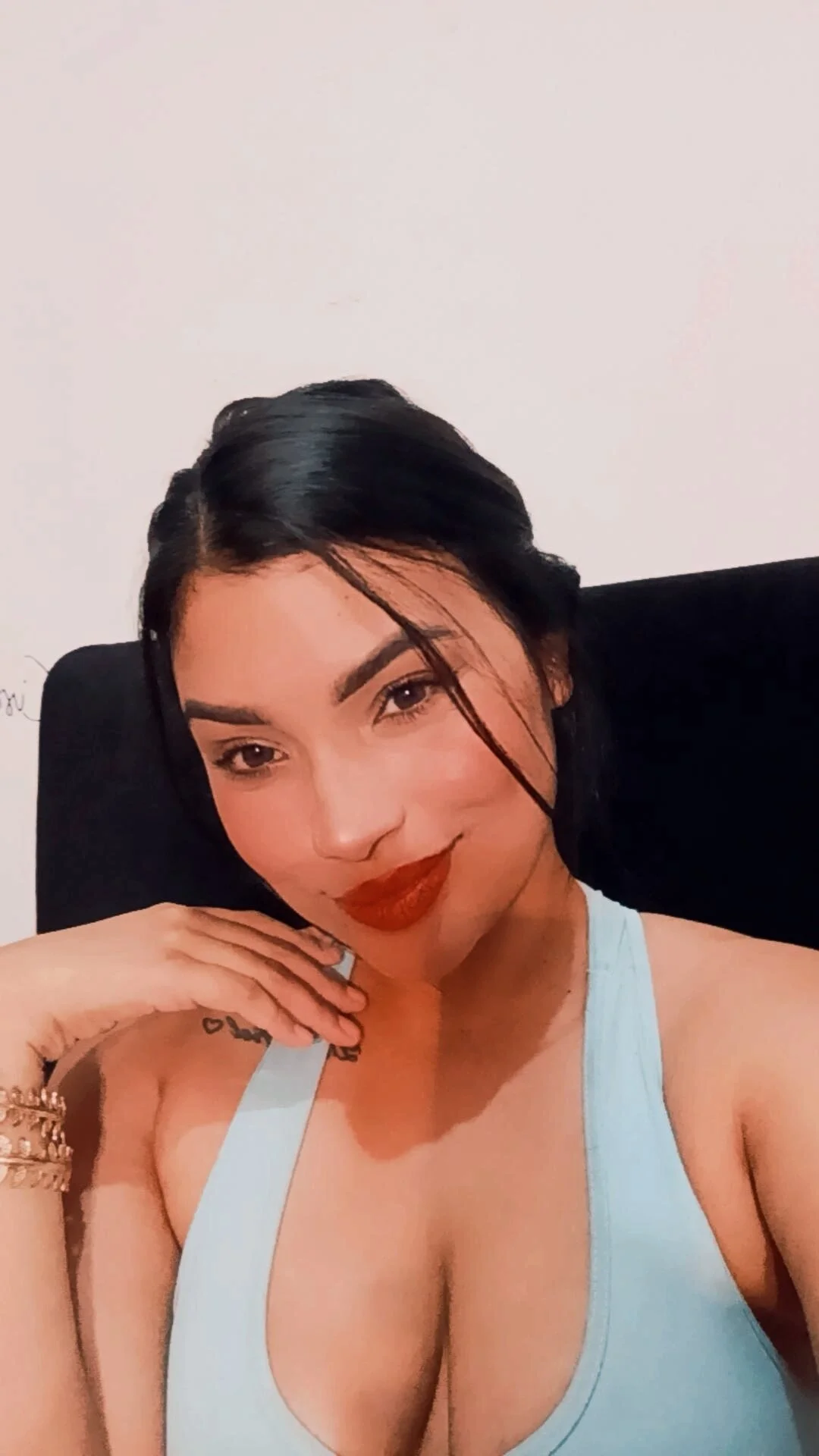 XXX Porn Photo of Nude lolaa_staars 25