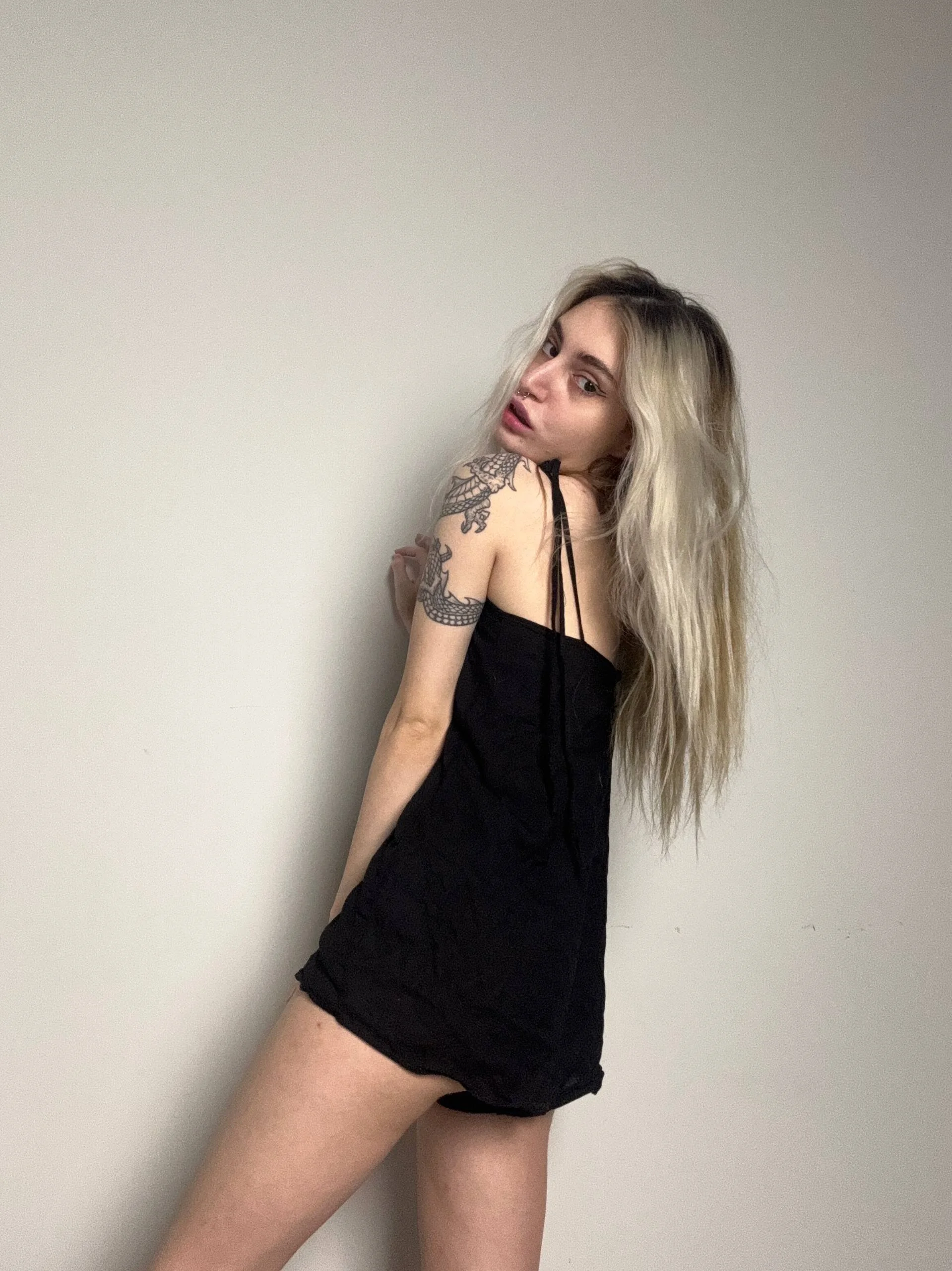 XXX Porn Photo of Nude Lesyalisss 5