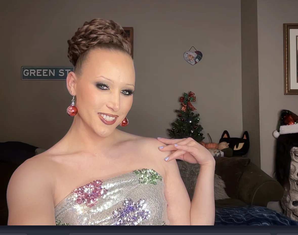 XXX Porn Photo of Nude greenxxxqueen 3