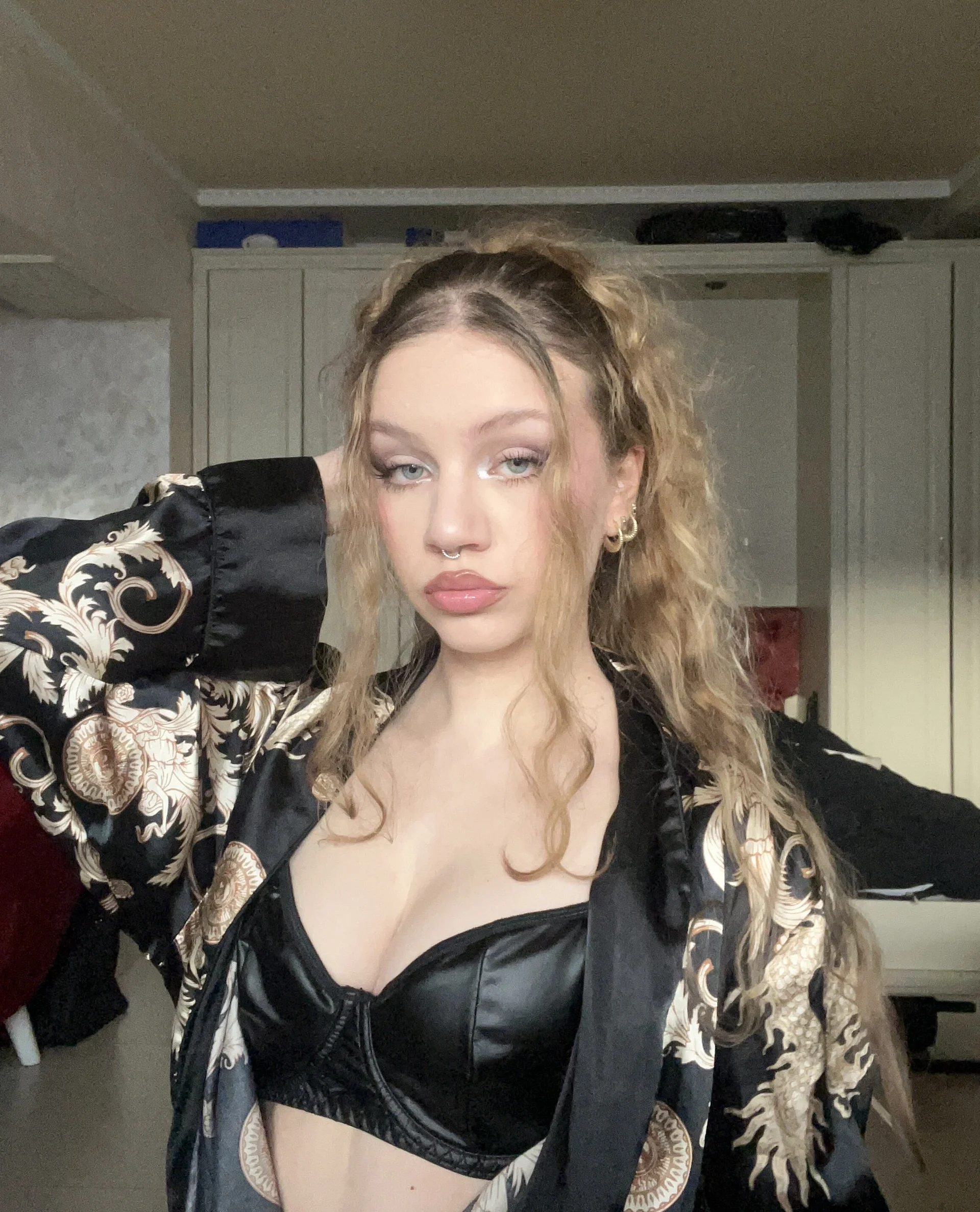 XXX Porn Photo of Nude Goddess_Alaska 8