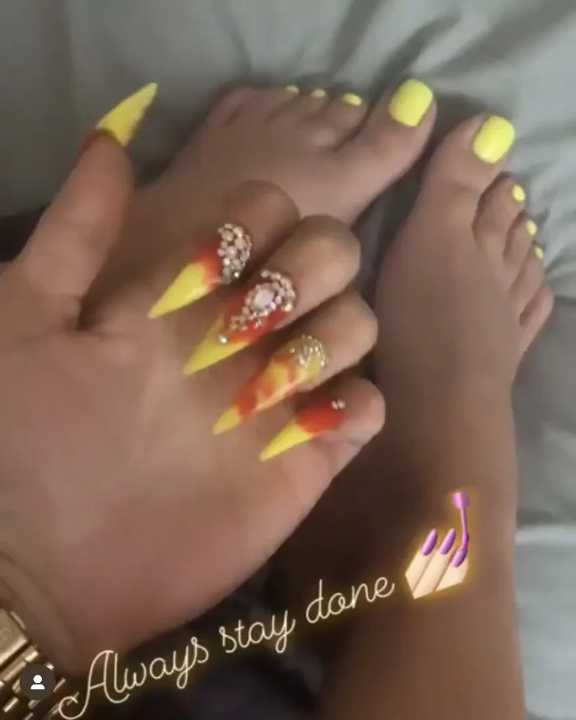 XXX Porn Photo of Nude petiteDollface 16