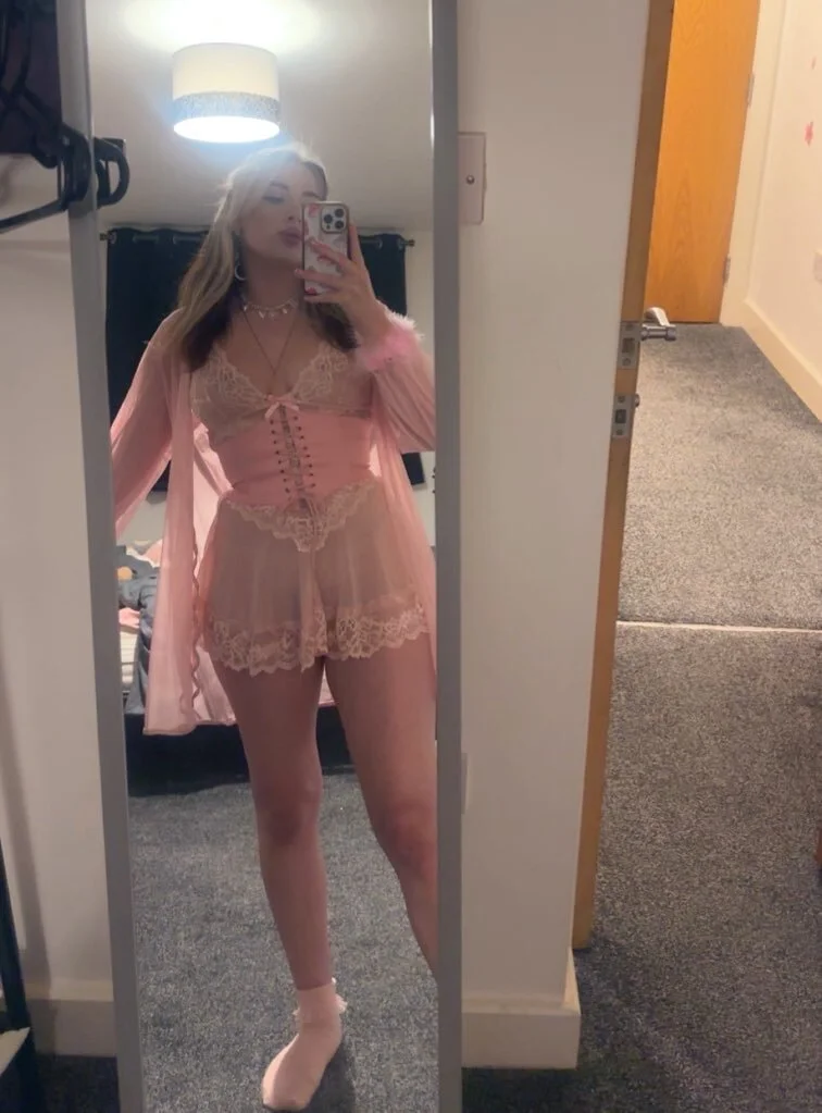 XXX Porn Photo of Nude SunflowerDoll 29