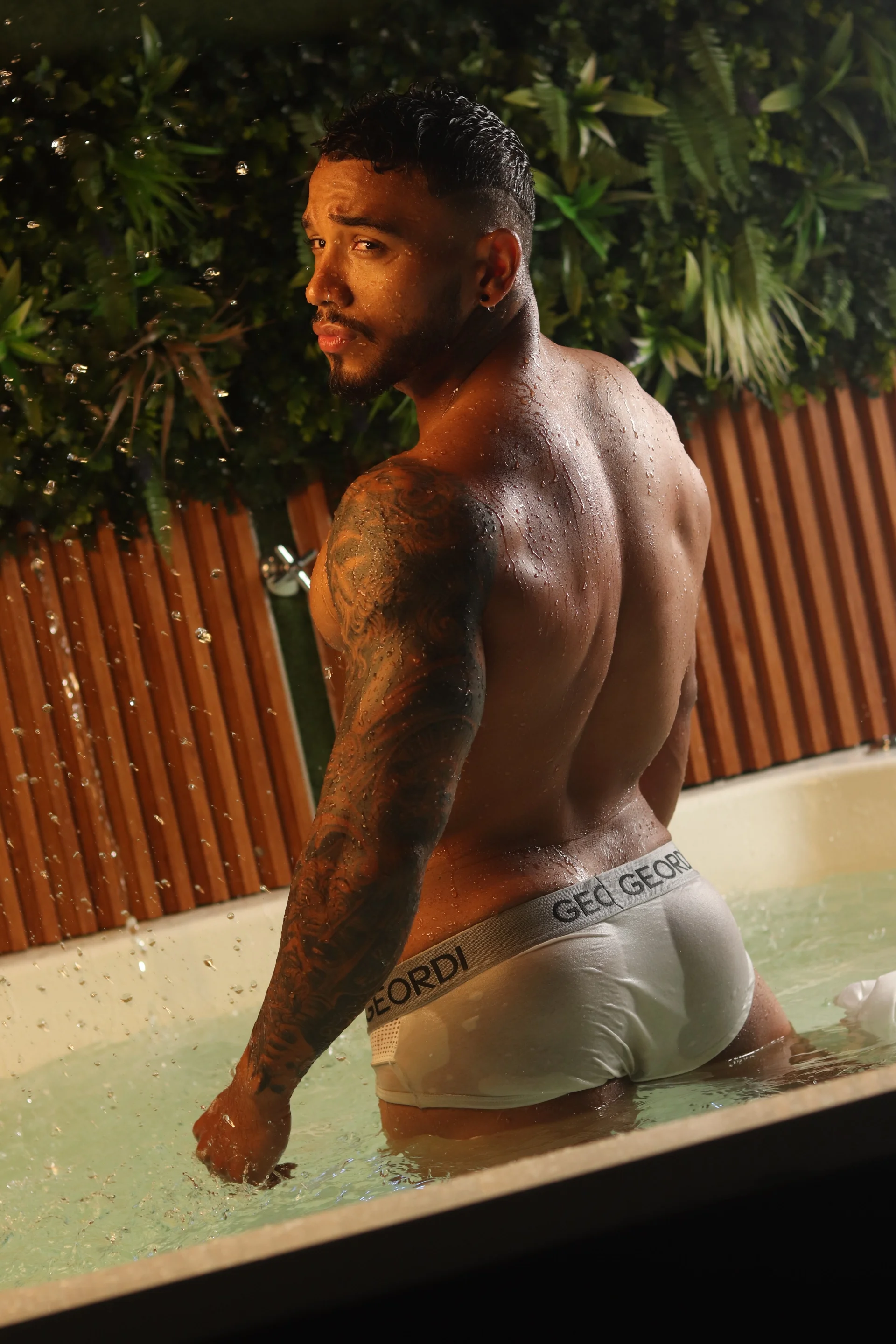 XXX Porn Photo of Nude bruno_miller_ 36
