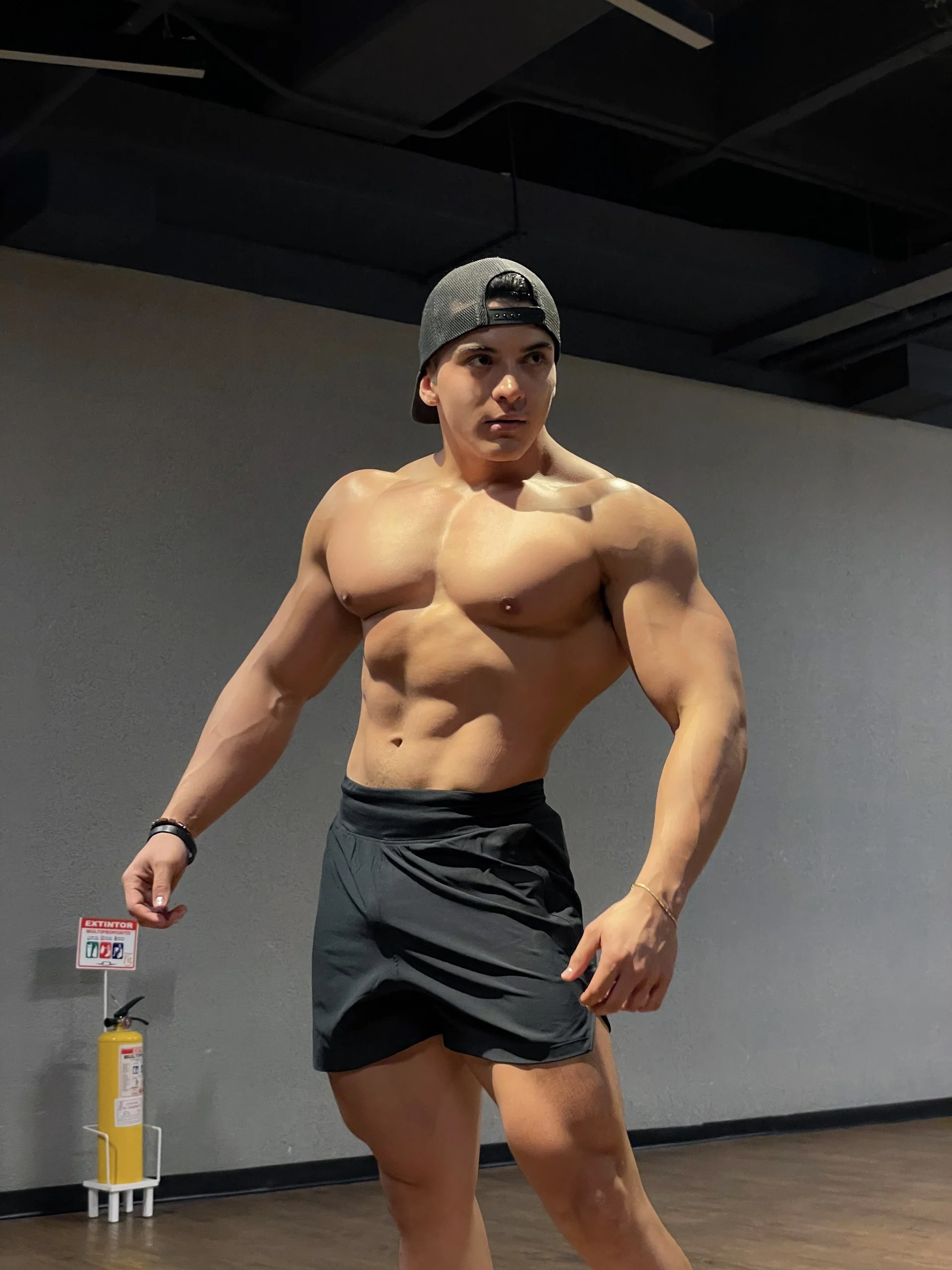 XXX Porn Photo of Nude MaximoVega 20