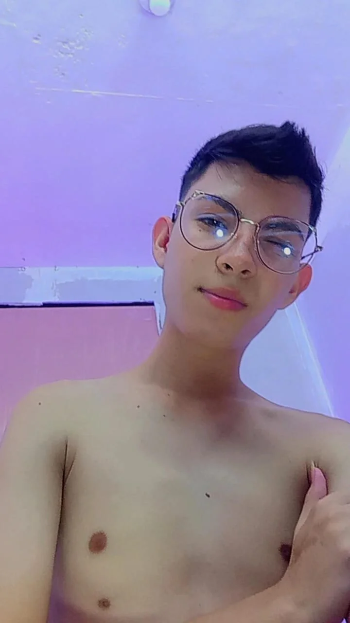 XXX Porn Photo of Nude Alexxx_lov 8