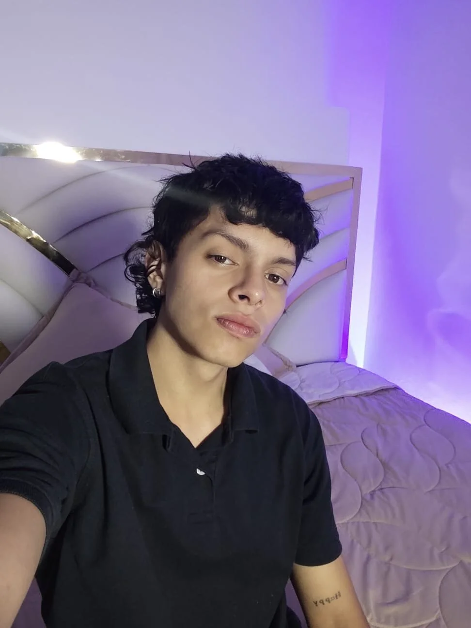 XXX Porn Photo of Nude Milo_Storm 2