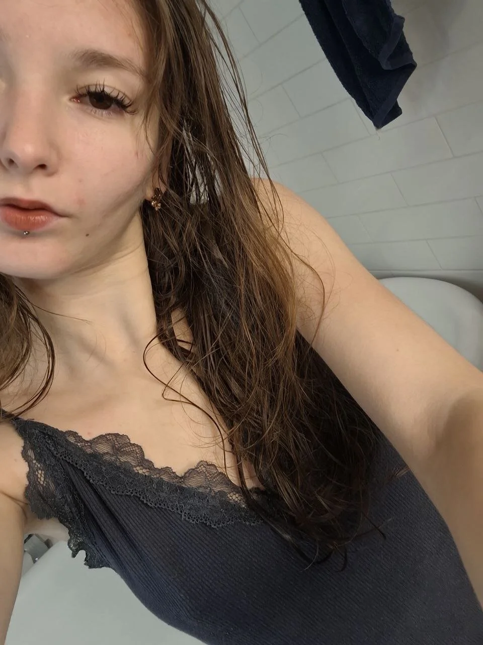 XXX Porn Photo of Nude DongMolt 279
