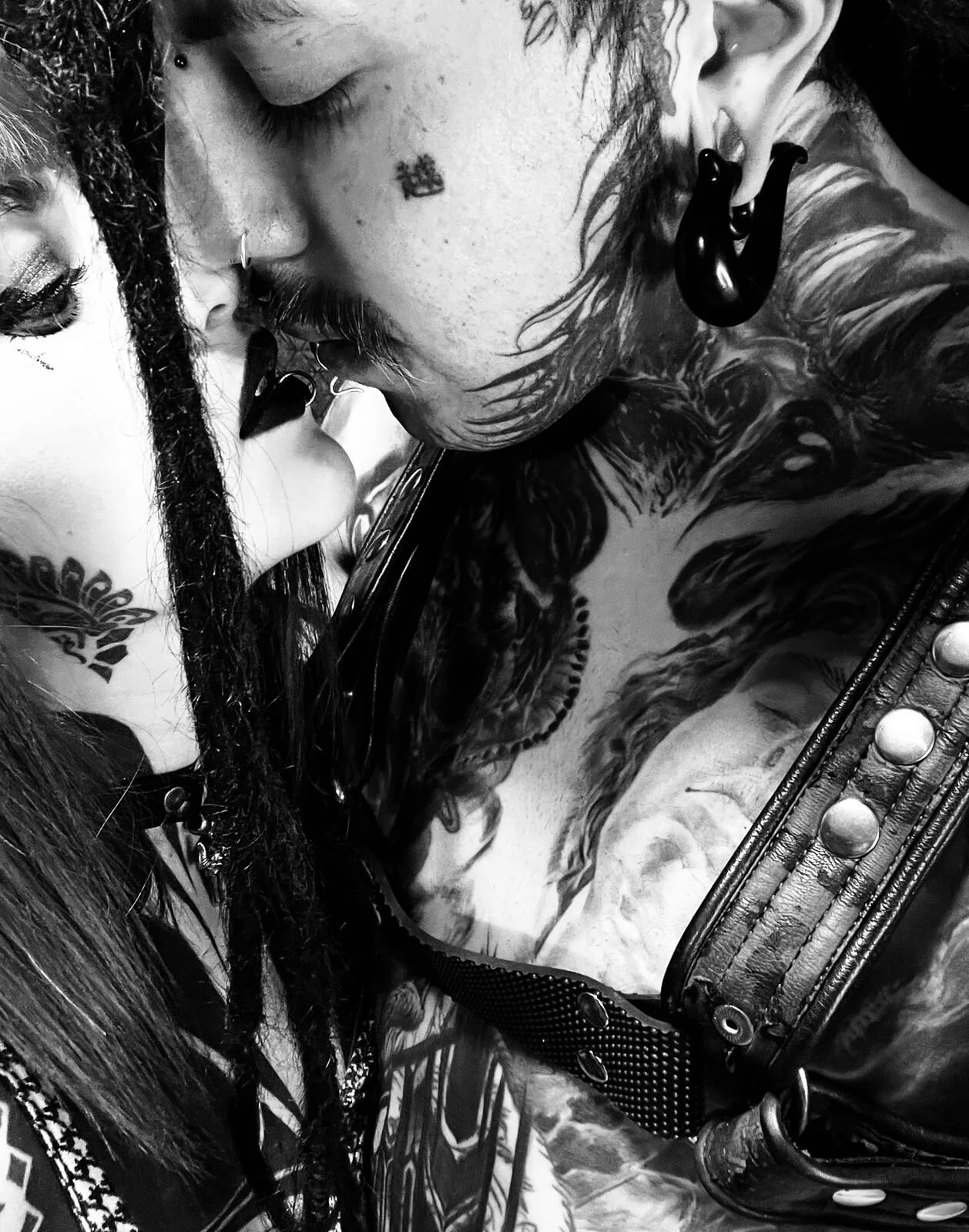XXX Porn Photo of Nude DimmuandDarkness 33
