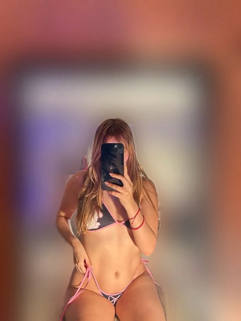 AlinaCarter
