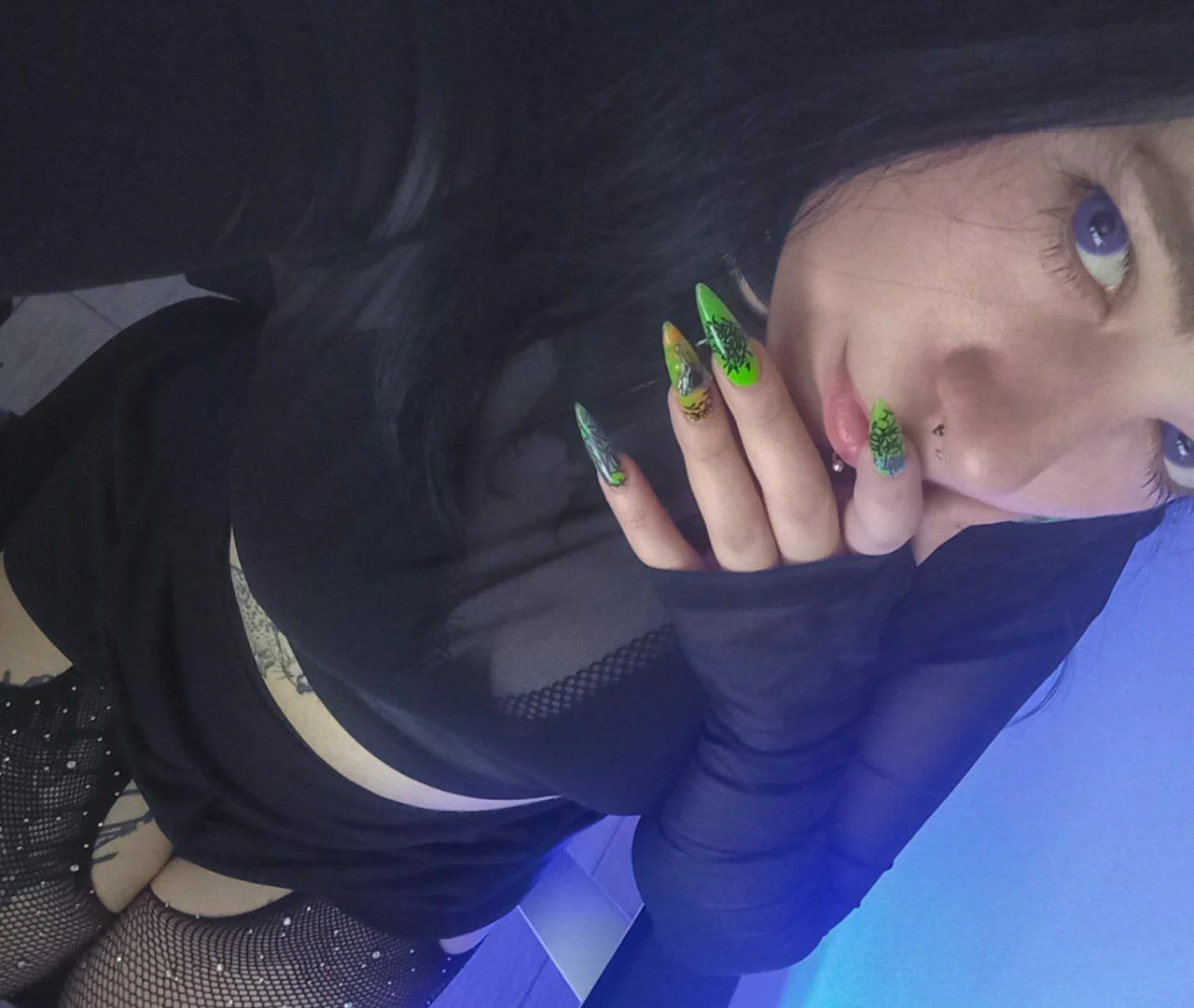 XXX Porn Photo of Nude Sam_Mystery 1