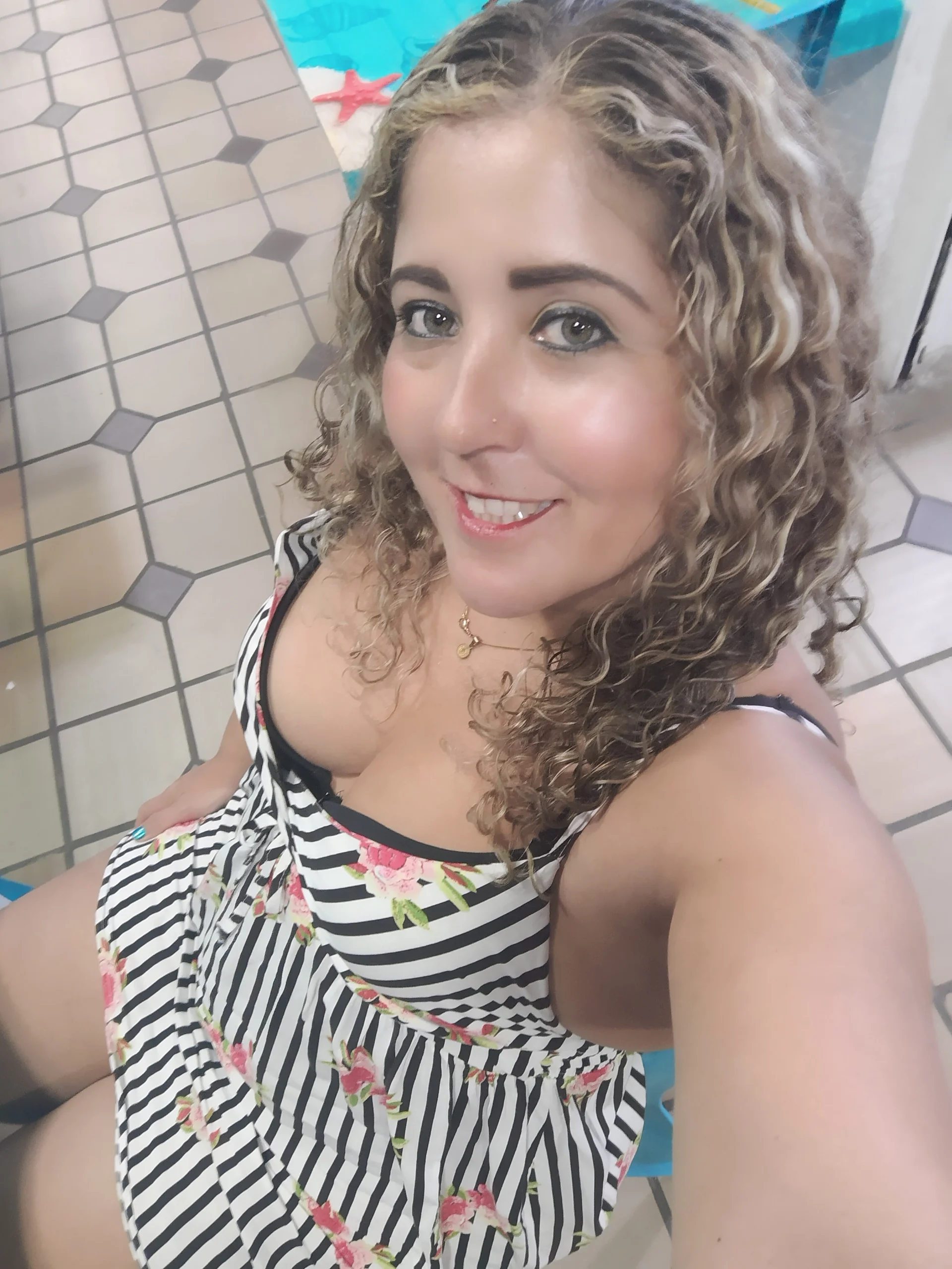 XXX Porn Photo of Nude camile_milf 20