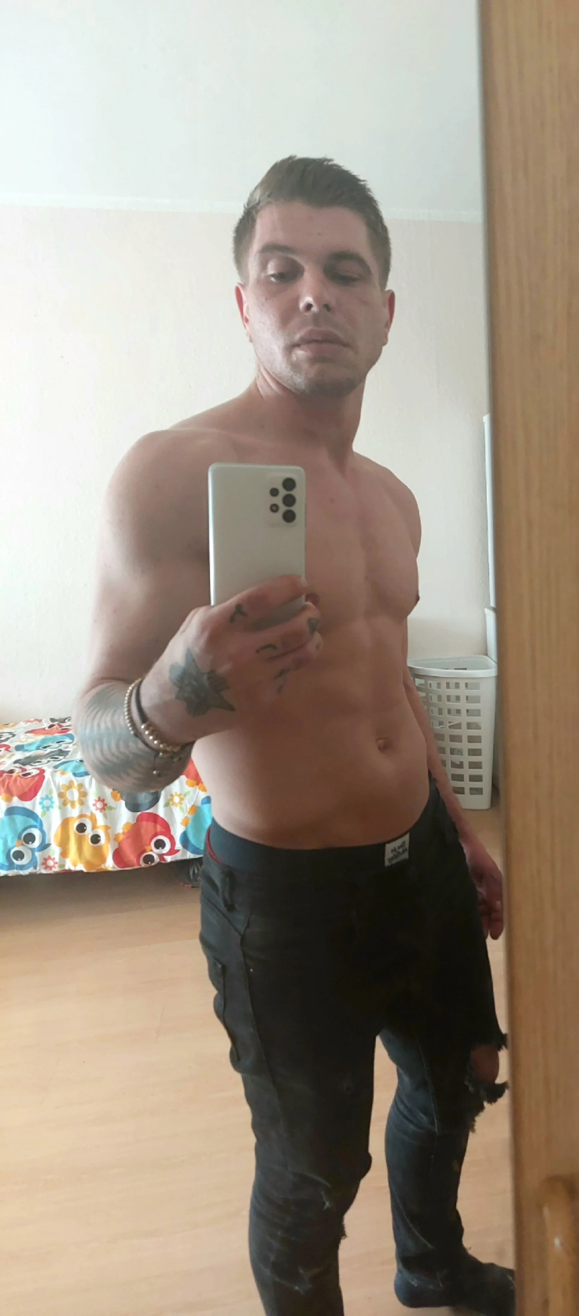 XXX Porn Photo of Nude Johnnyhaker 4