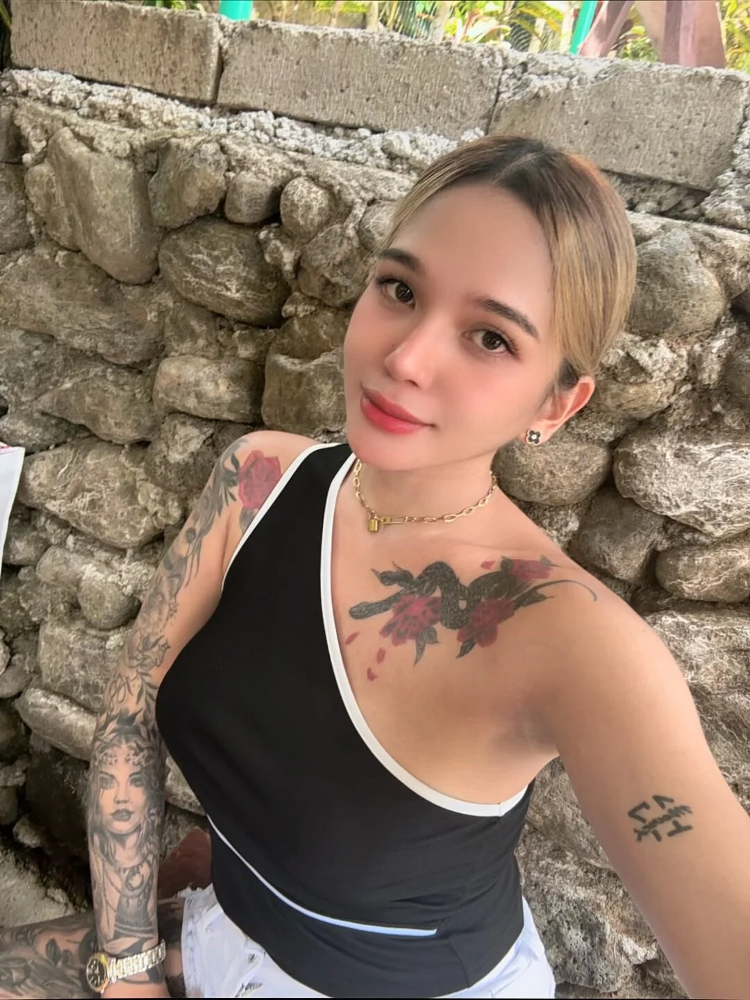 XXX Porn Photo of Nude Sassy_Bea 6