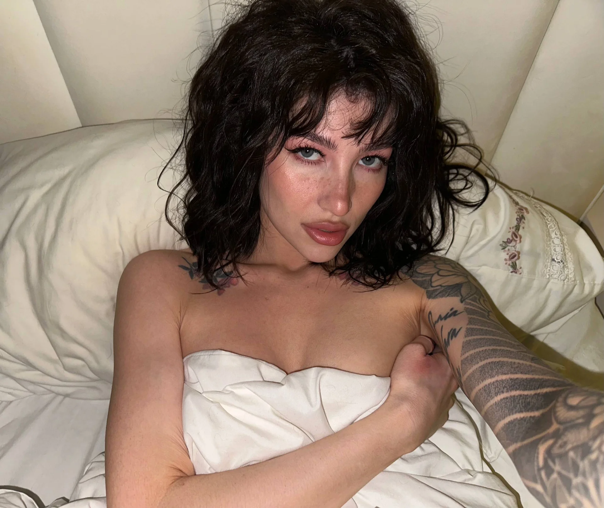 XXX Porn Photo of Nude ellie_miu 35
