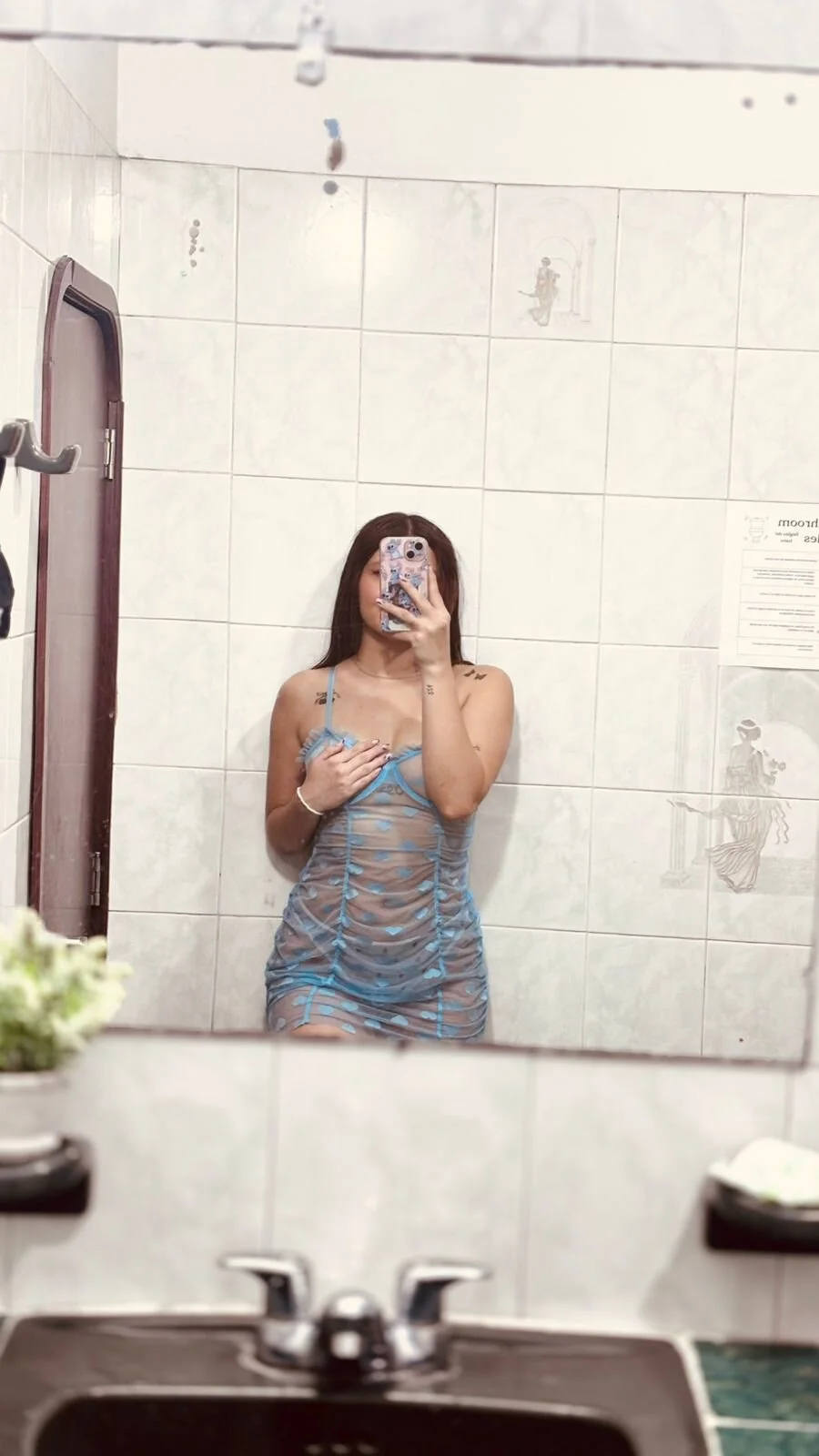 XXX Porn Photo of Nude AngelaaCute_ 100