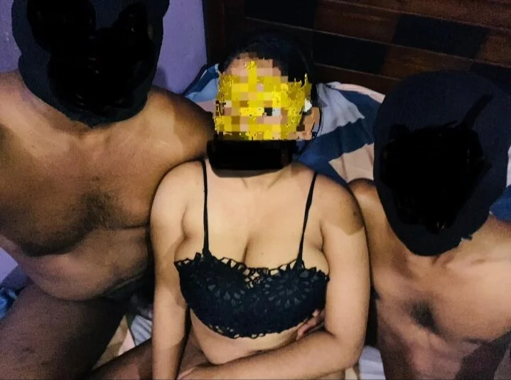 XXX Porn Photo of Nude Bellyclub 1