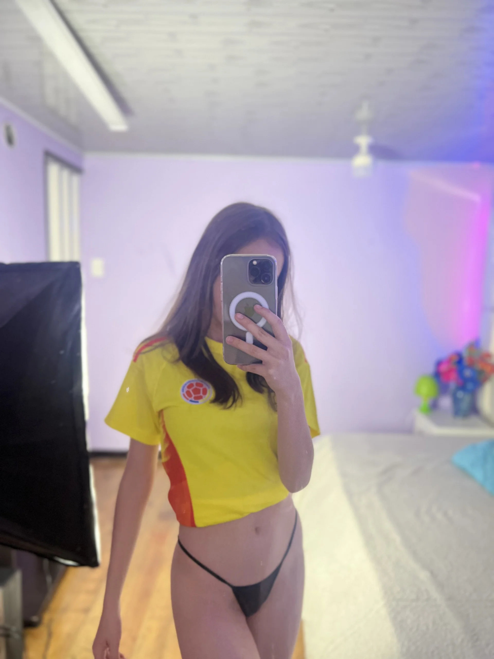 XXX Porn Photo of Nude PrincessEmily_69 14