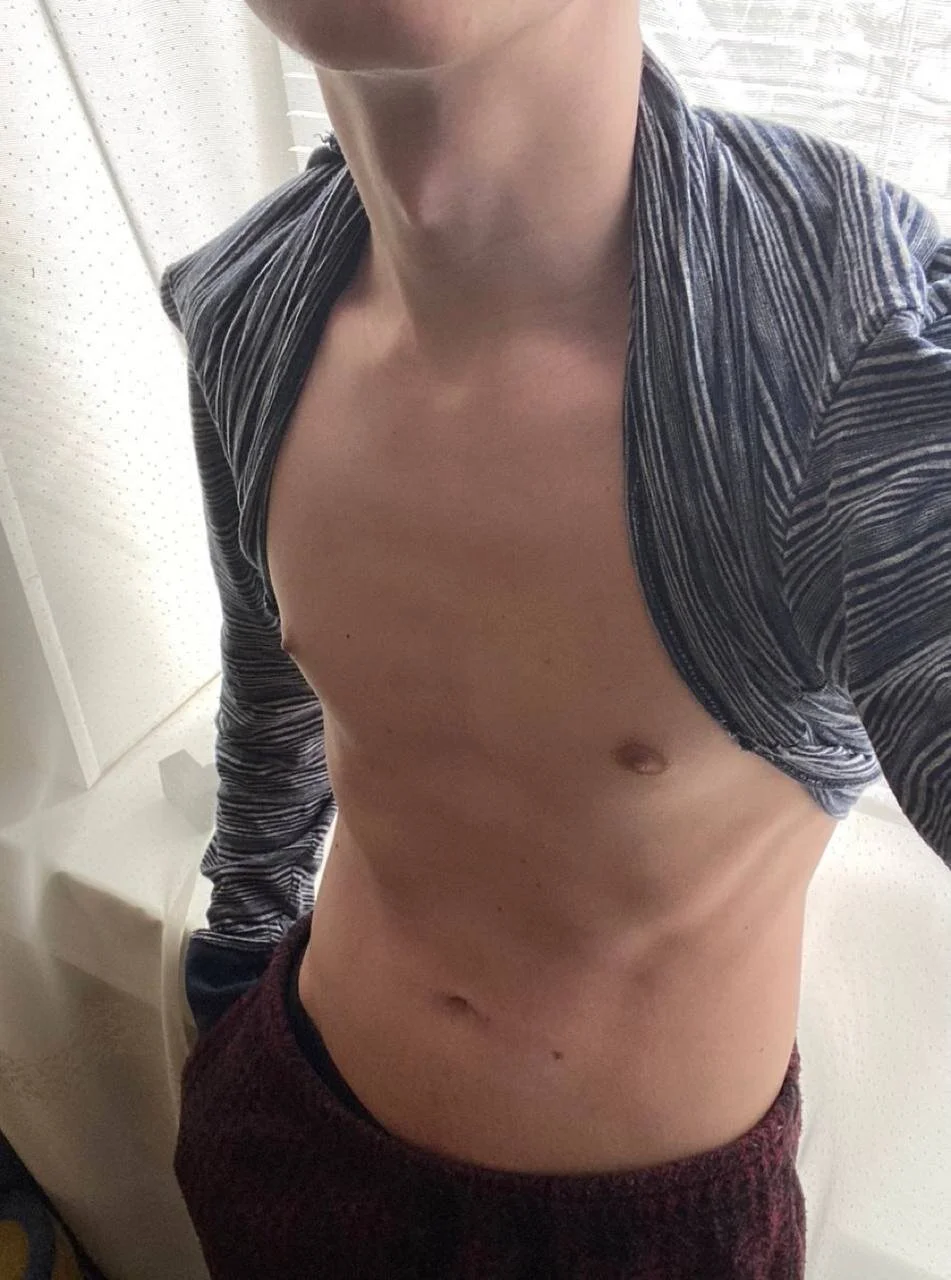 XXX Porn Photo of Nude Peach_boy1 11