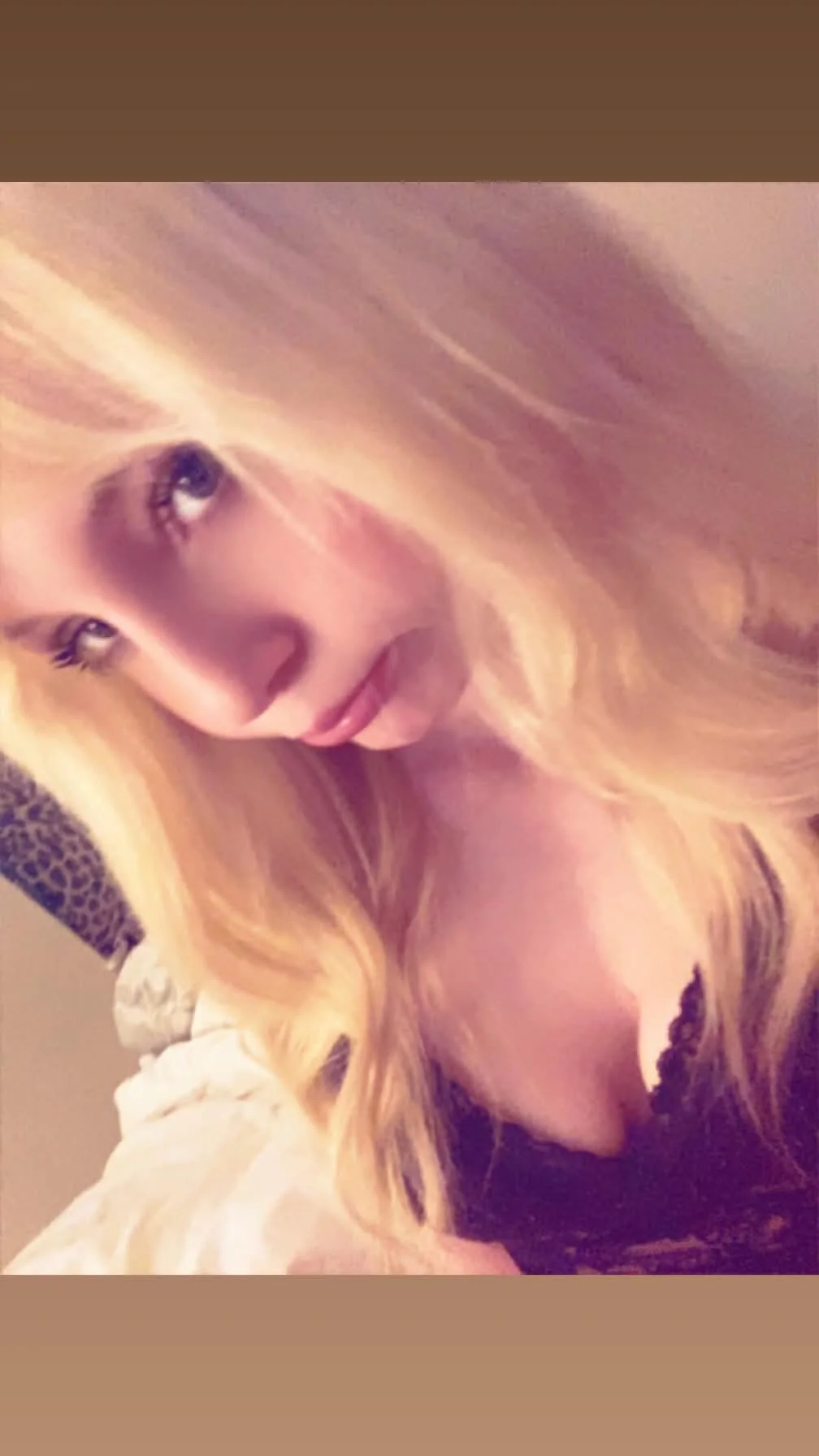 XXX Porn Photo of Nude livlaughlovelif3 2