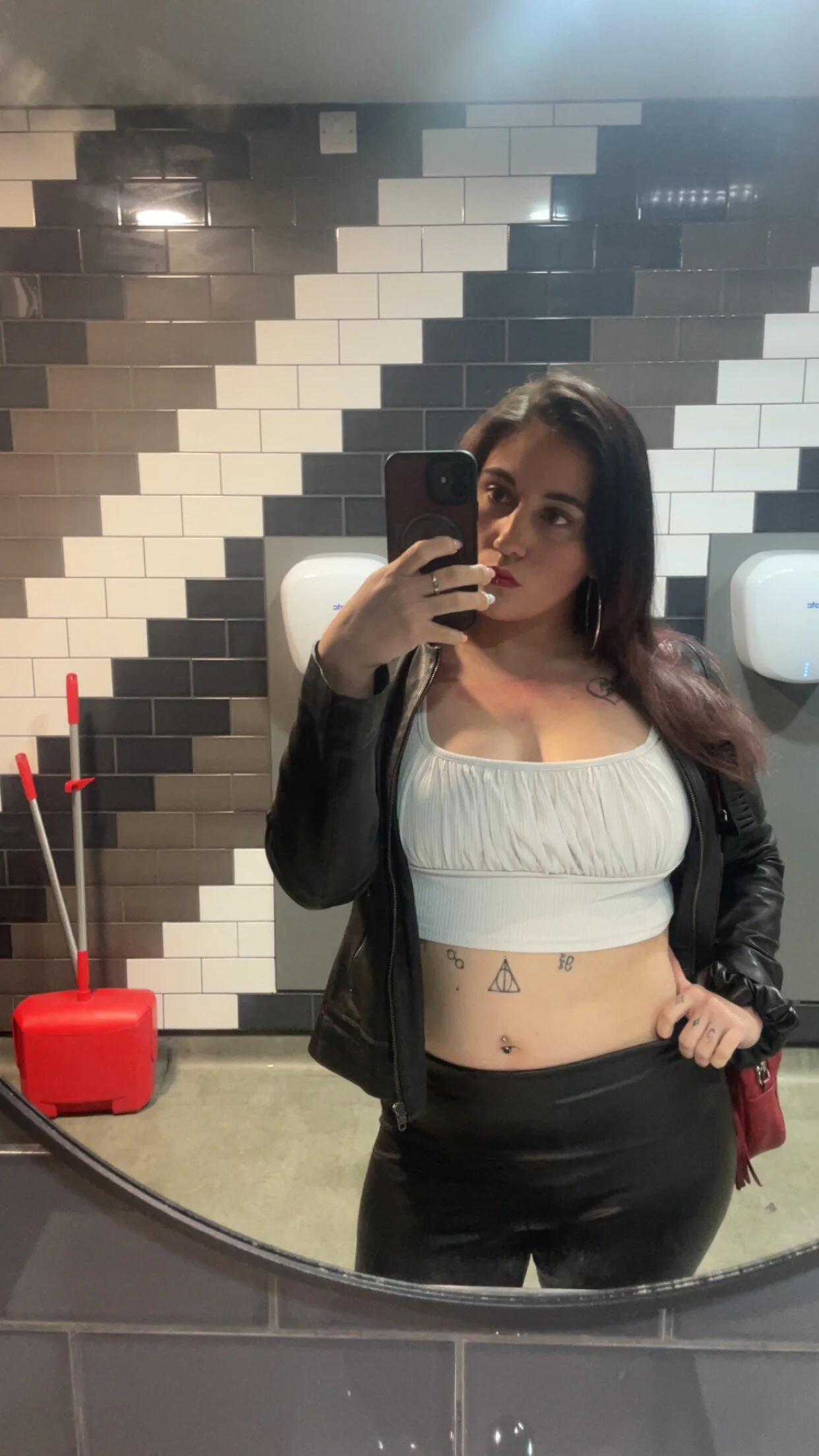 XXX Porn Photo of Nude YourFrenchFeliciexo 11