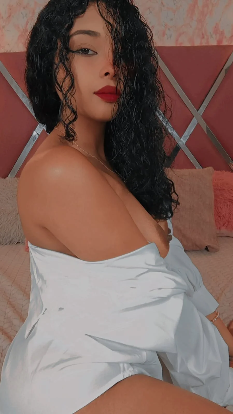 XXX Porn Photo of Nude estrella_bonita 9