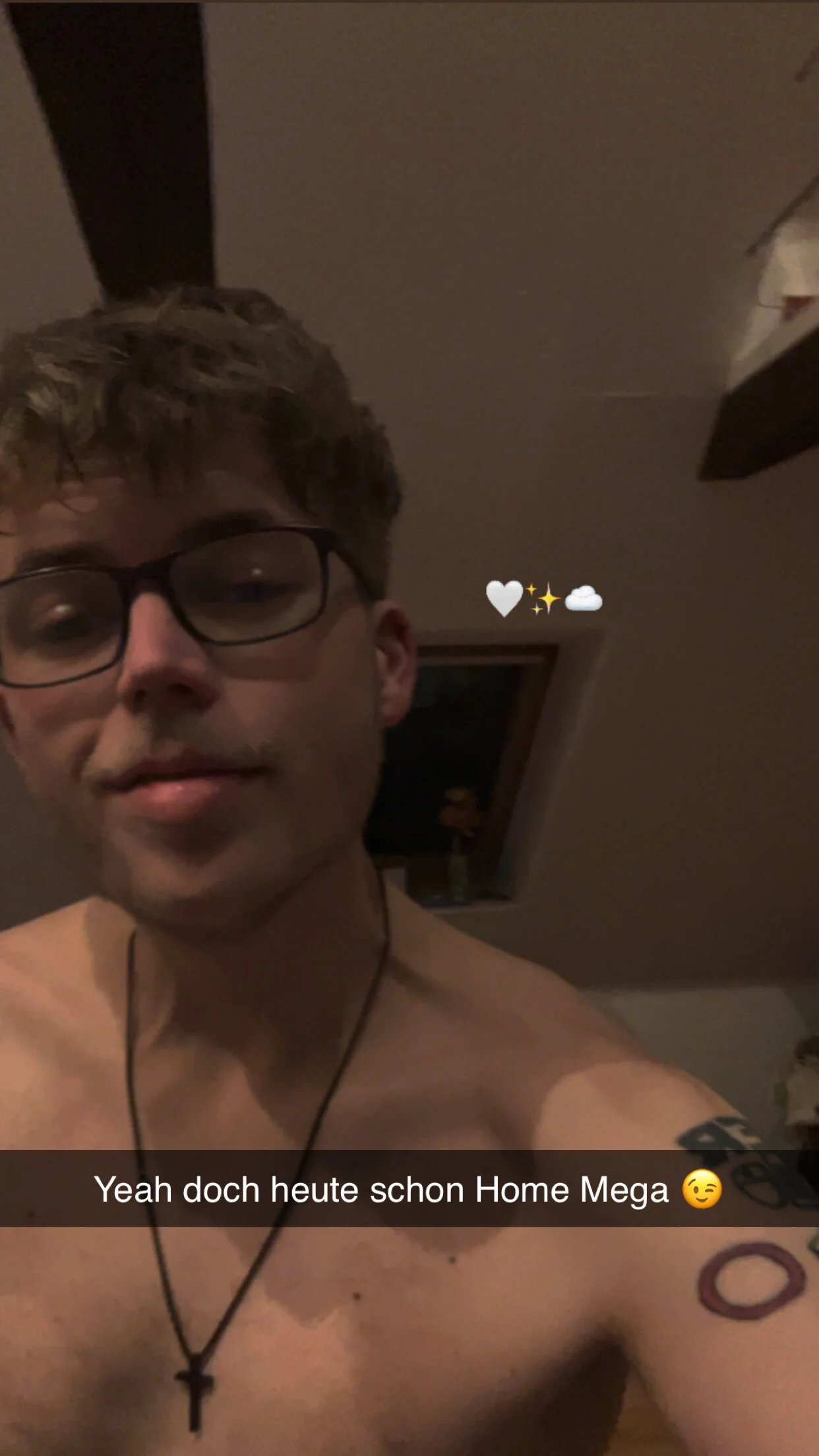 XXX Porn Photo of Nude jungxSHxboy 2
