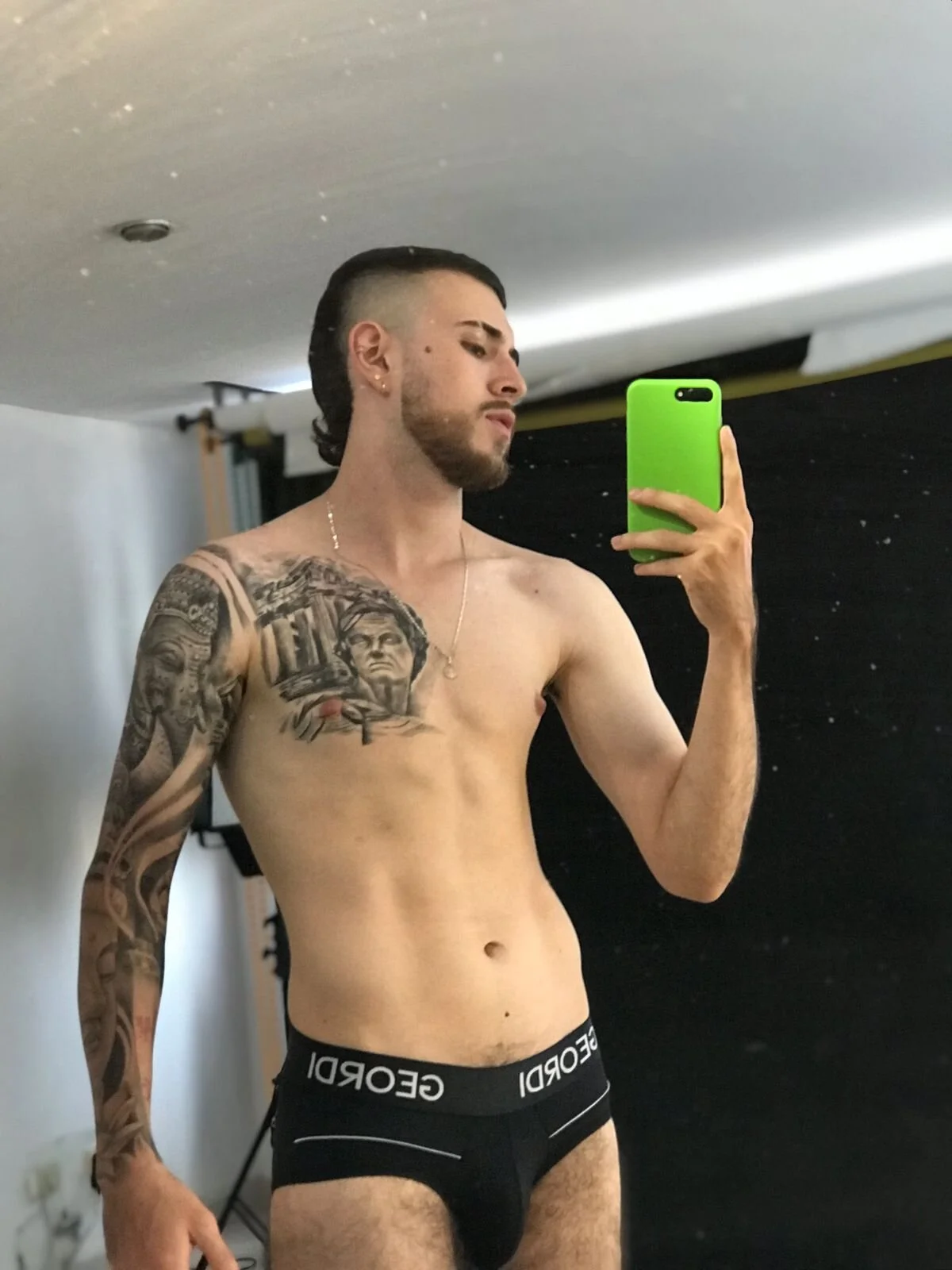 XXX Porn Photo of Nude CodyWalkerR 22