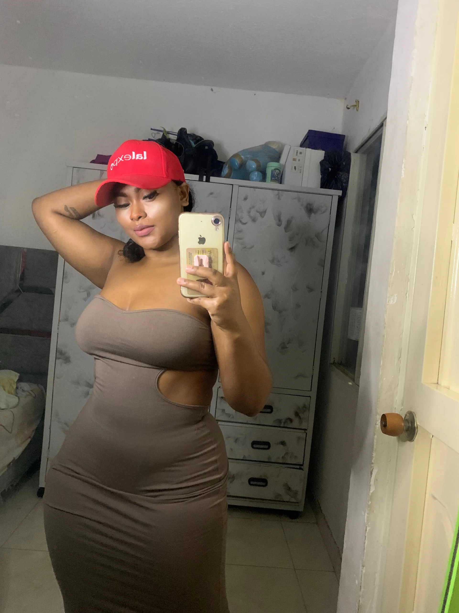 XXX Porn Photo of Nude kyara_pride 95