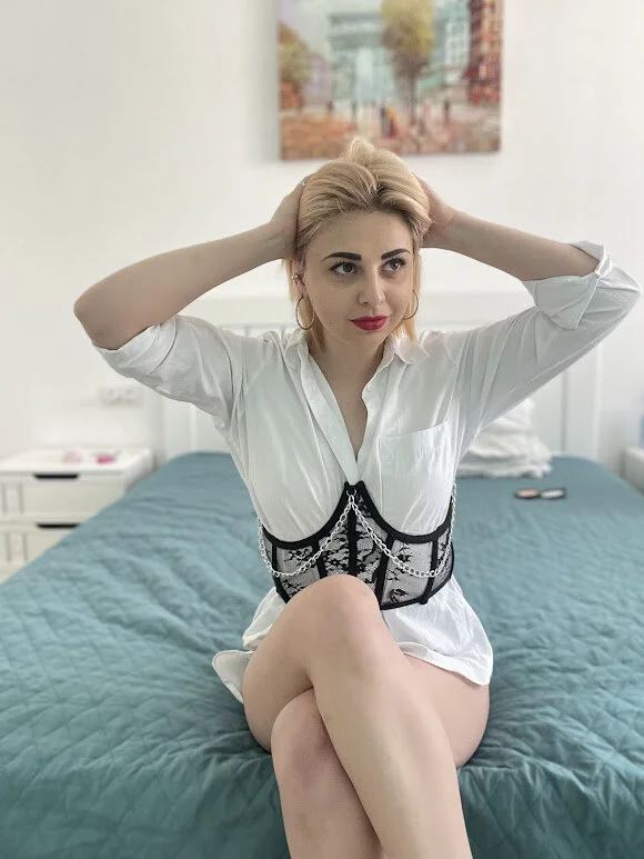XXX Porn Photo of Nude AnnsLove_is 25