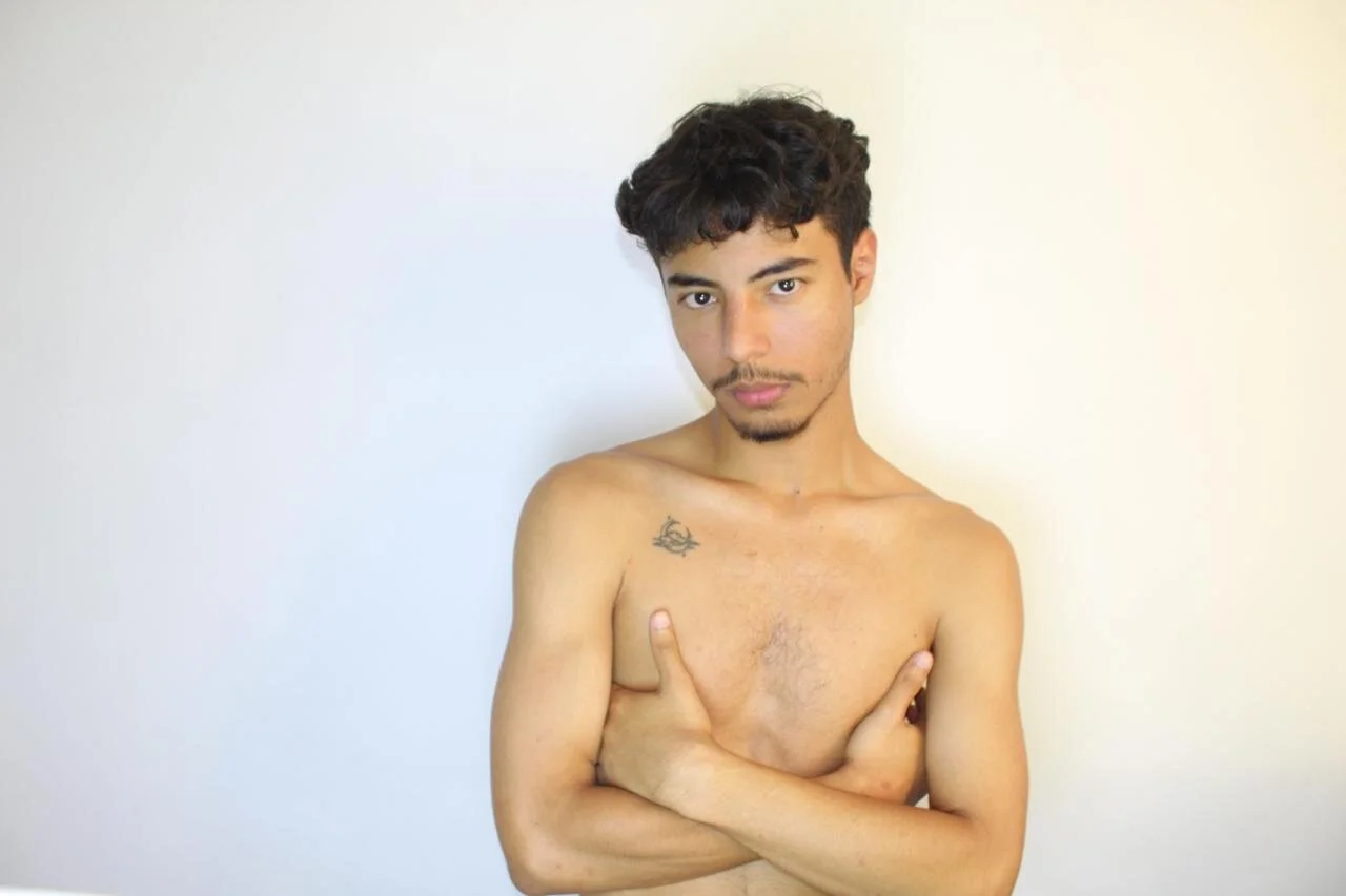 XXX Porn Photo of Nude top_jax1 1