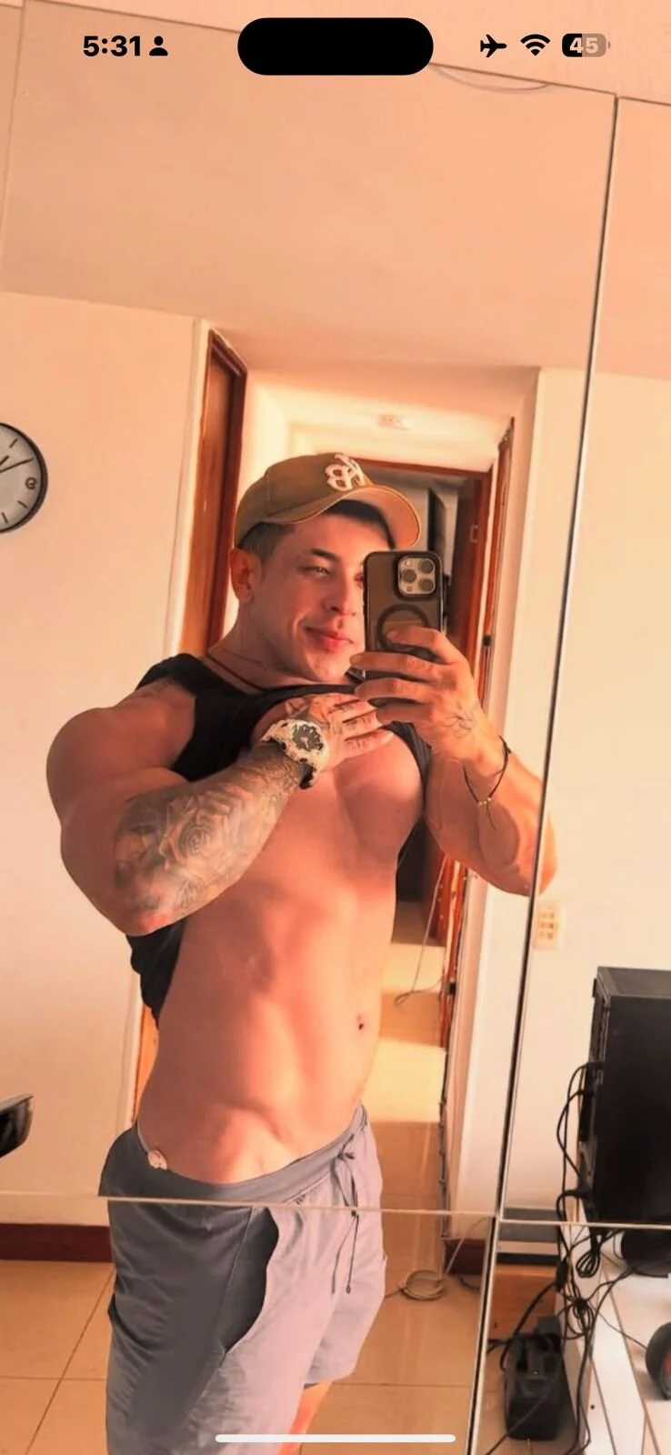 XXX Porn Photo of Nude Dominic_Joness 9