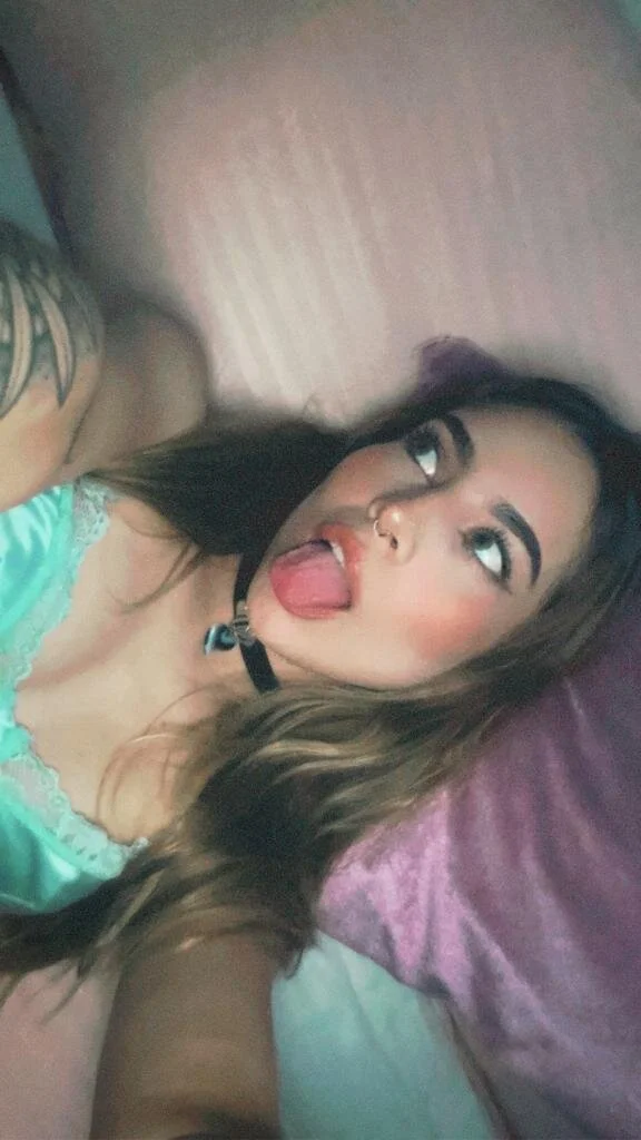 XXX Porn Photo of Nude MarianneLane 16
