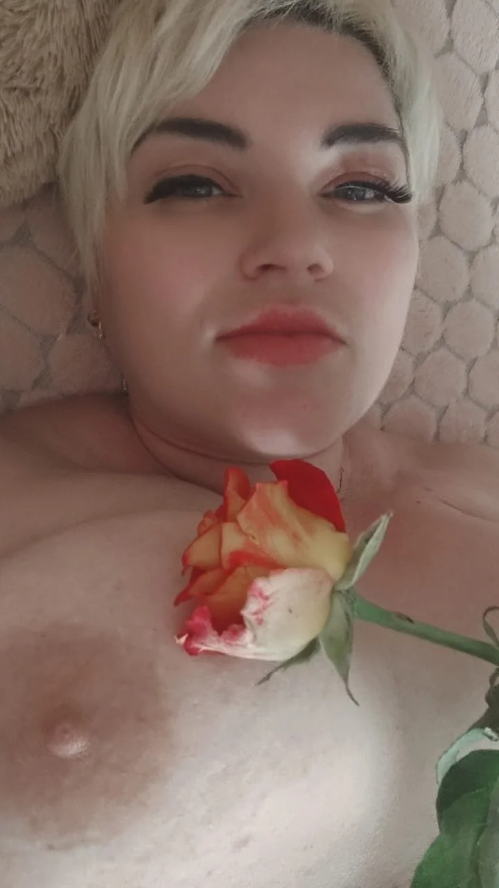 XXX Porn Photo of Nude Just_Evgenia 23