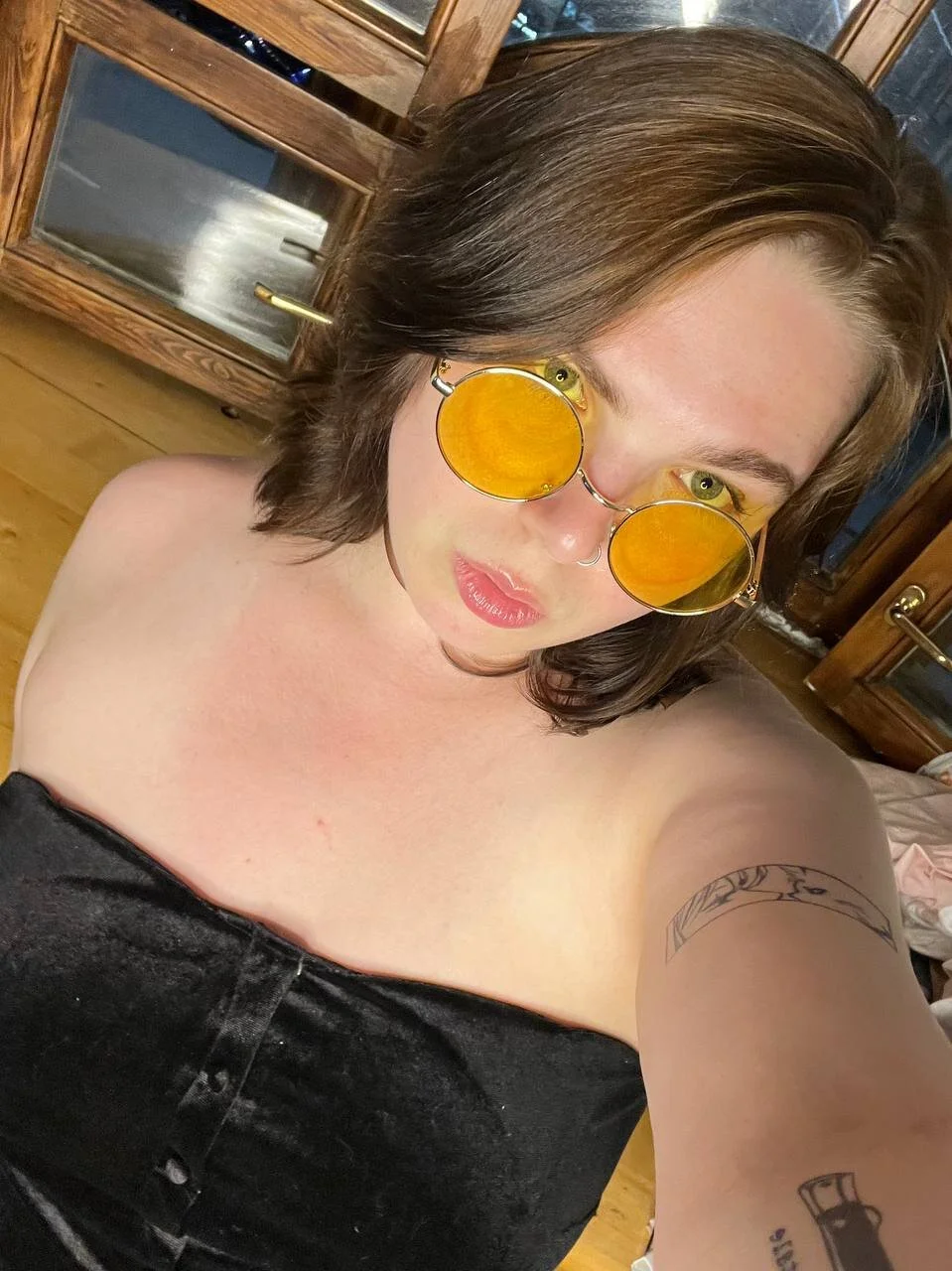 XXX Porn Photo of Nude LadyHotHotXz 6