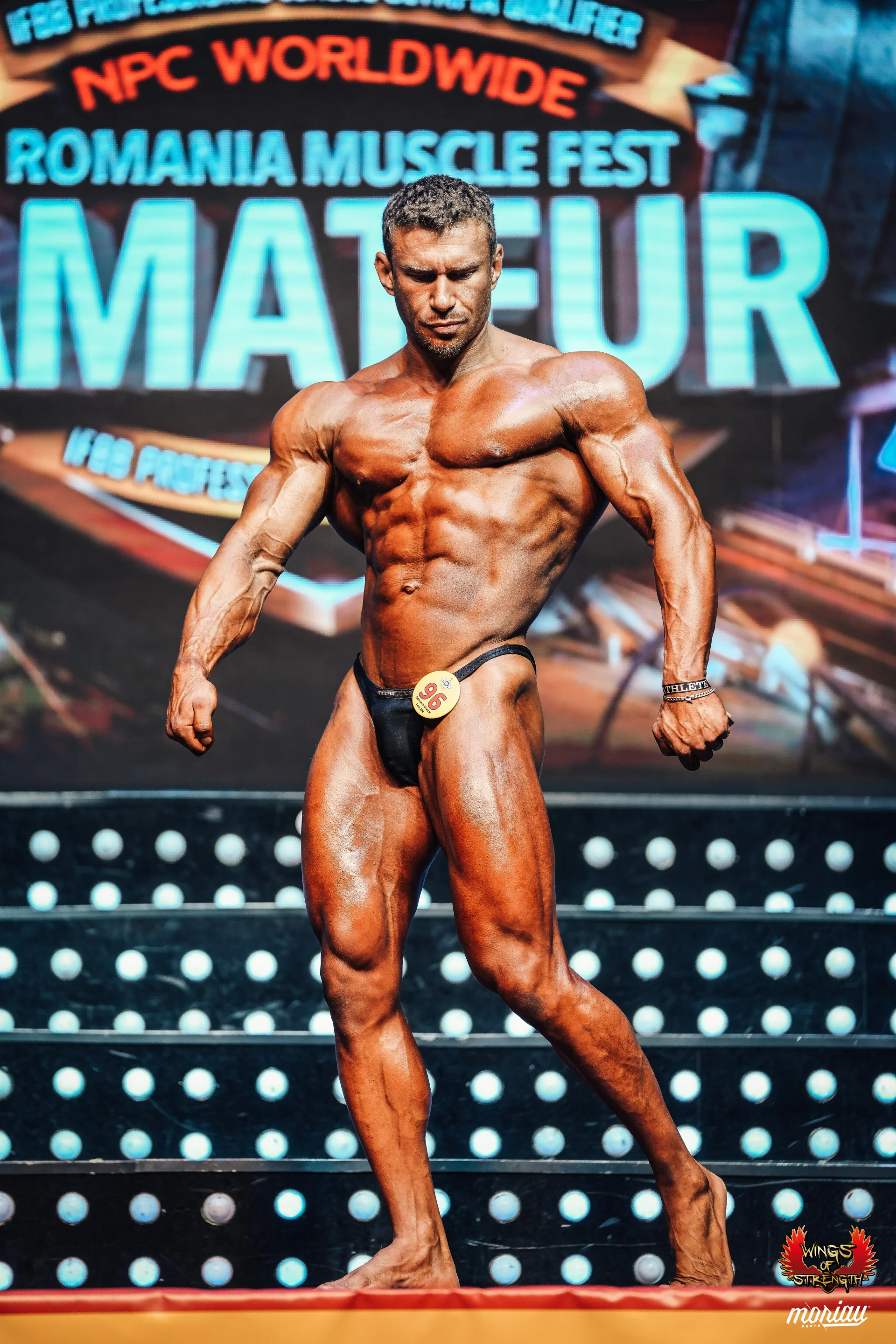 XXX Porn Photo of Nude muscularkevin 3