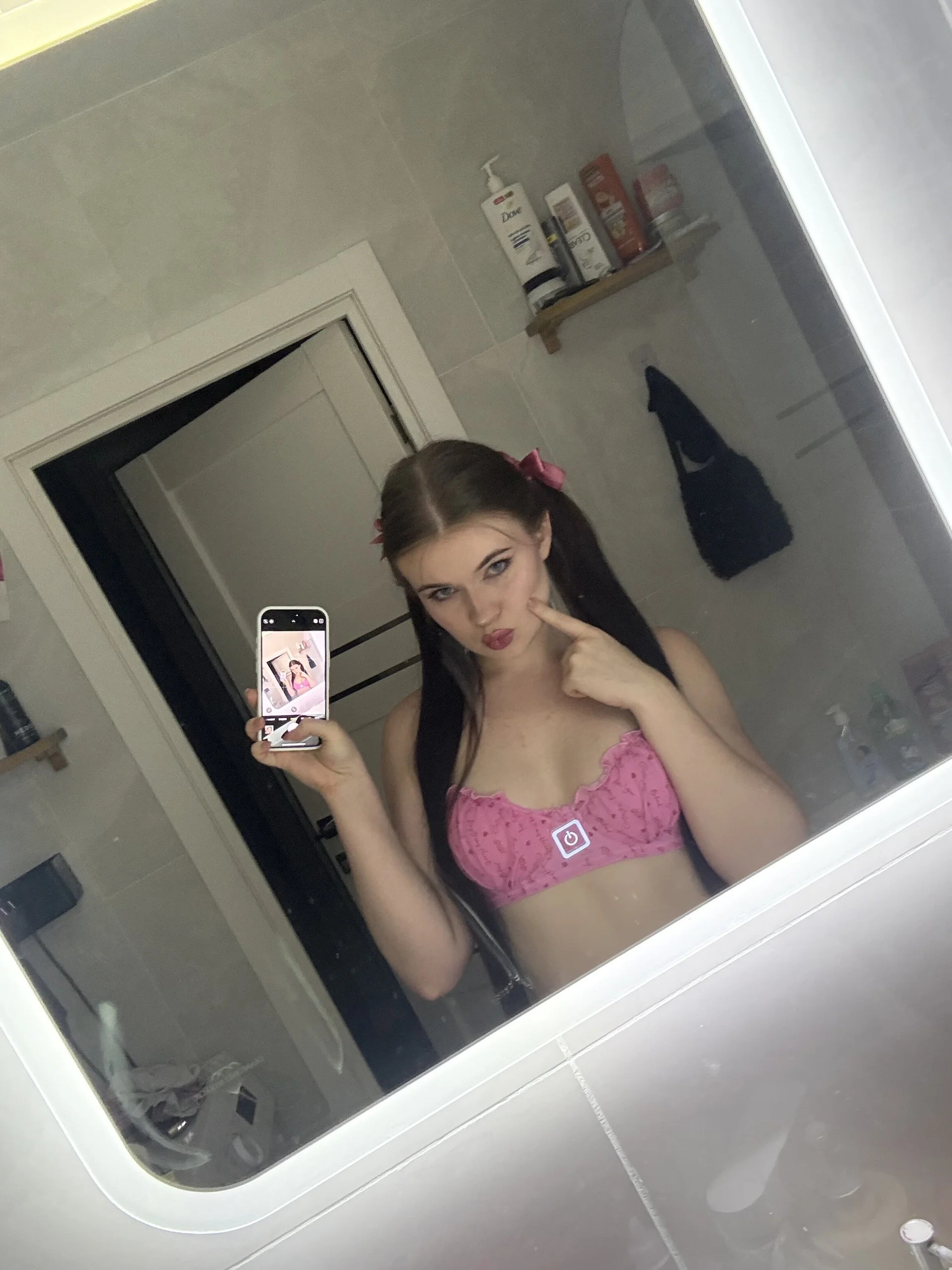 XXX Porn Photo of Nude AlexaButttler 14