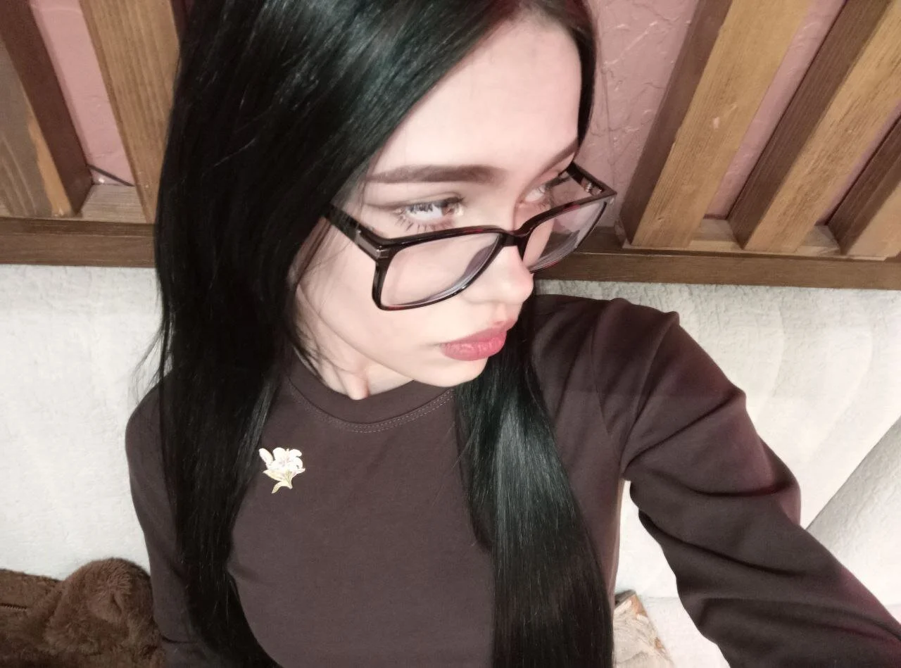 XXX Porn Photo of Nude mauve_fantasy 3