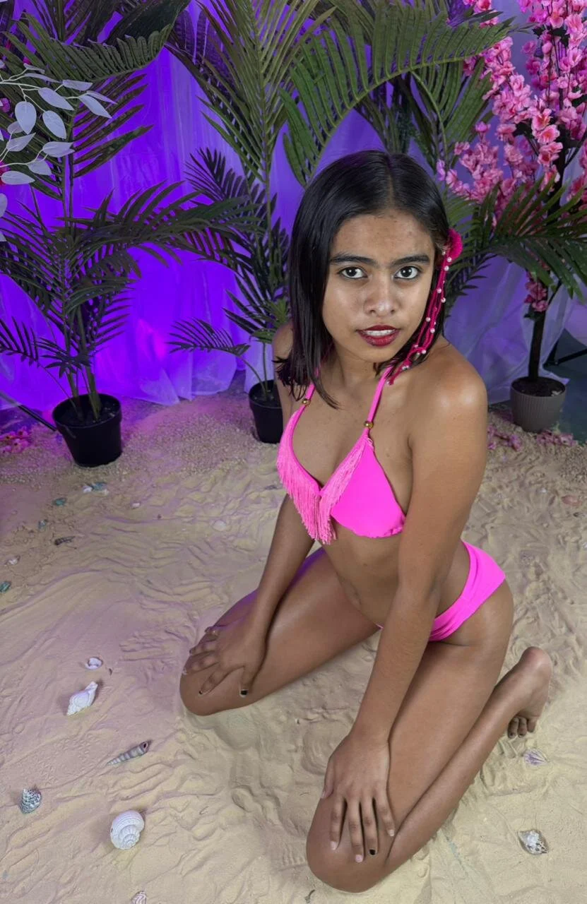 XXX Porn Photo of Nude Naia_trendy 16