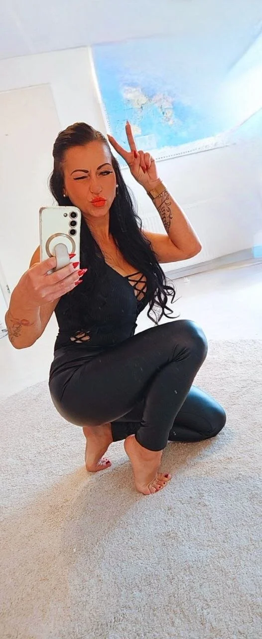 XXX Porn Photo of Nude housewifebella 1