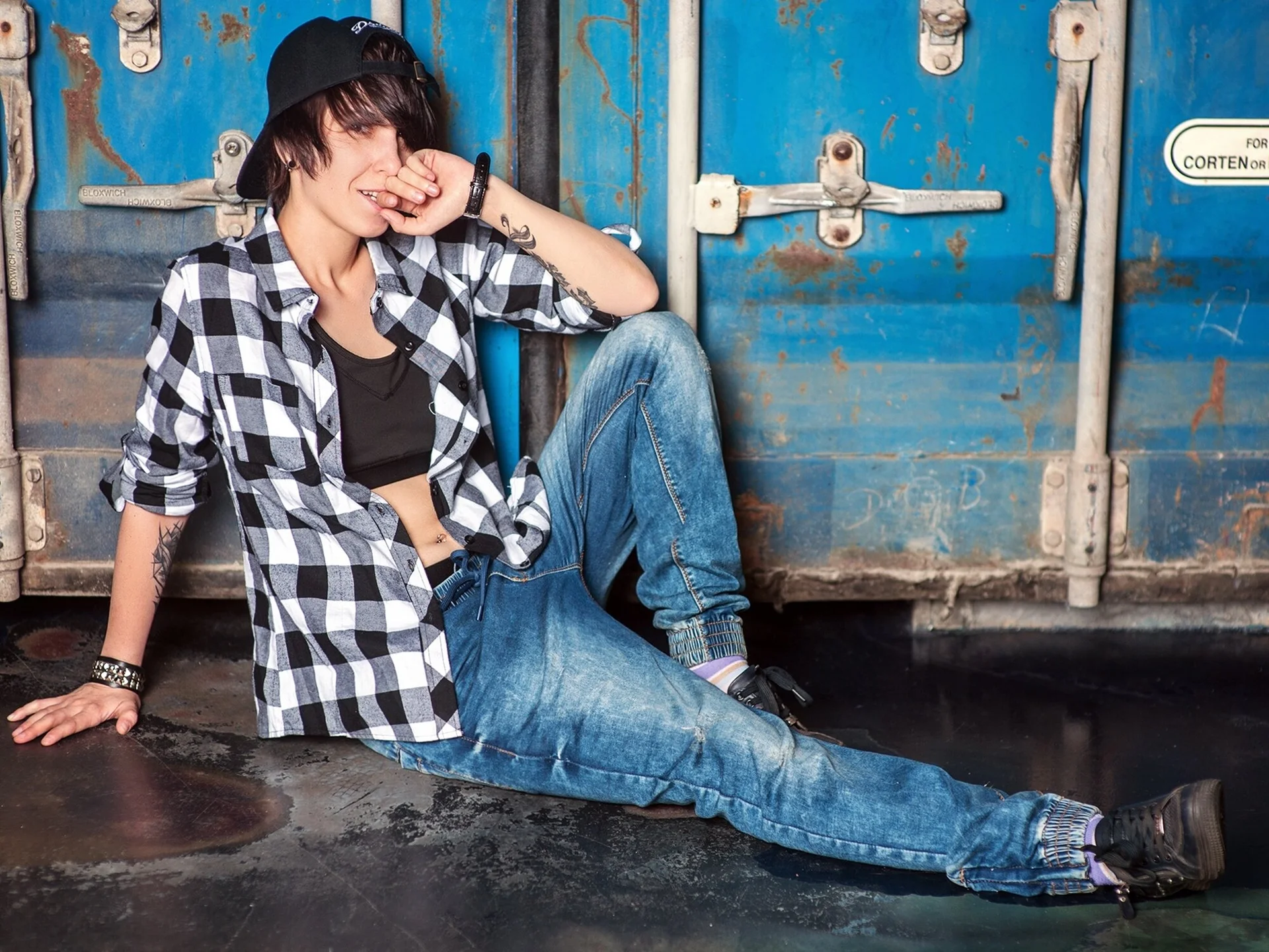 XXX Porn Photo of Nude Irwi_Tomboy 6