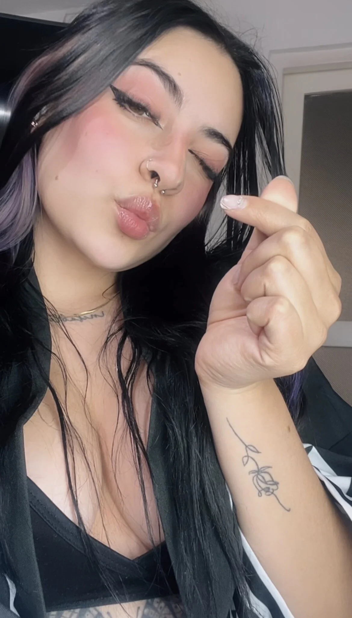 XXX Porn Photo of Nude Morgana_Pink 2