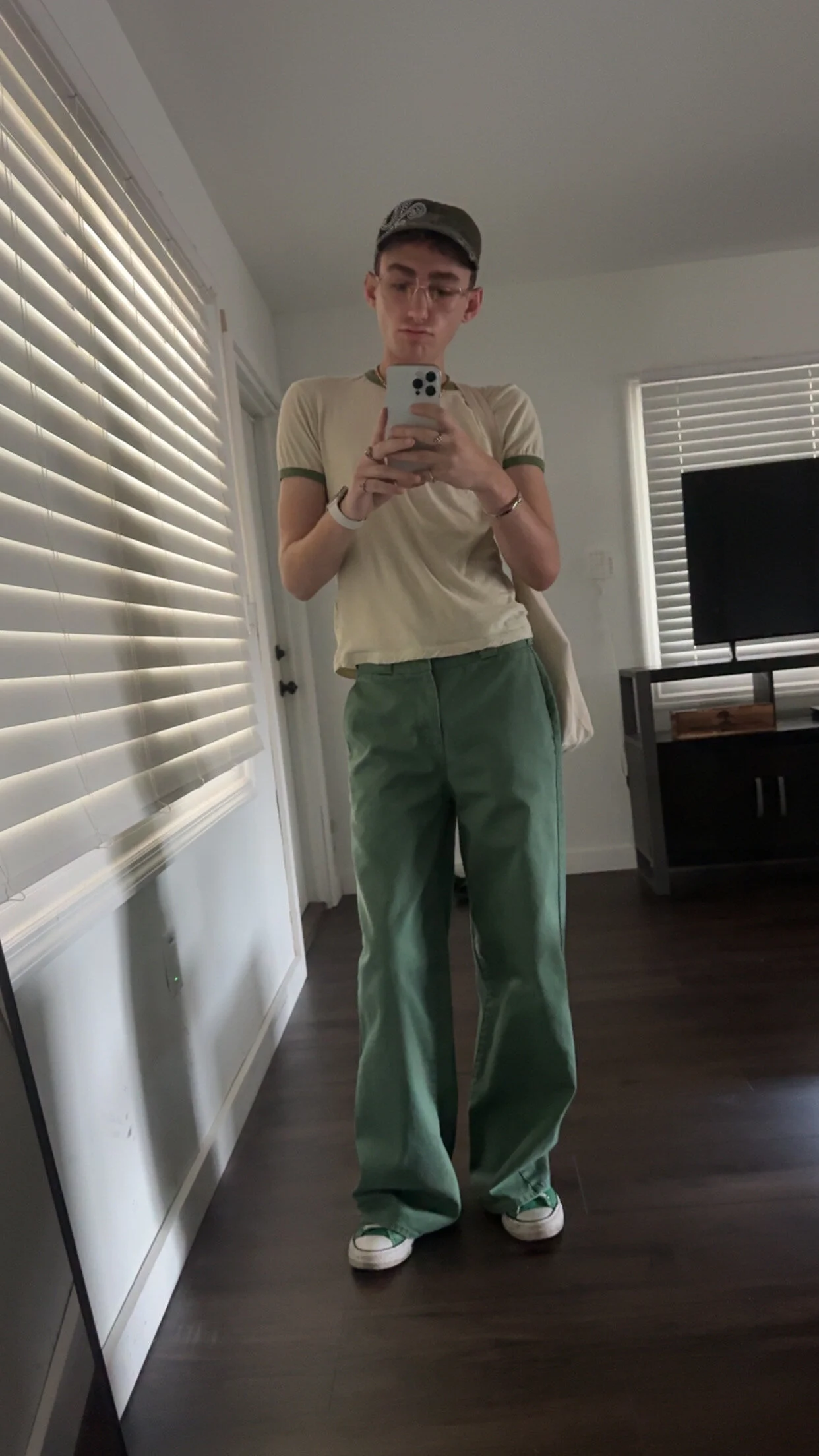 XXX Porn Photo of Nude bttmboy21 3