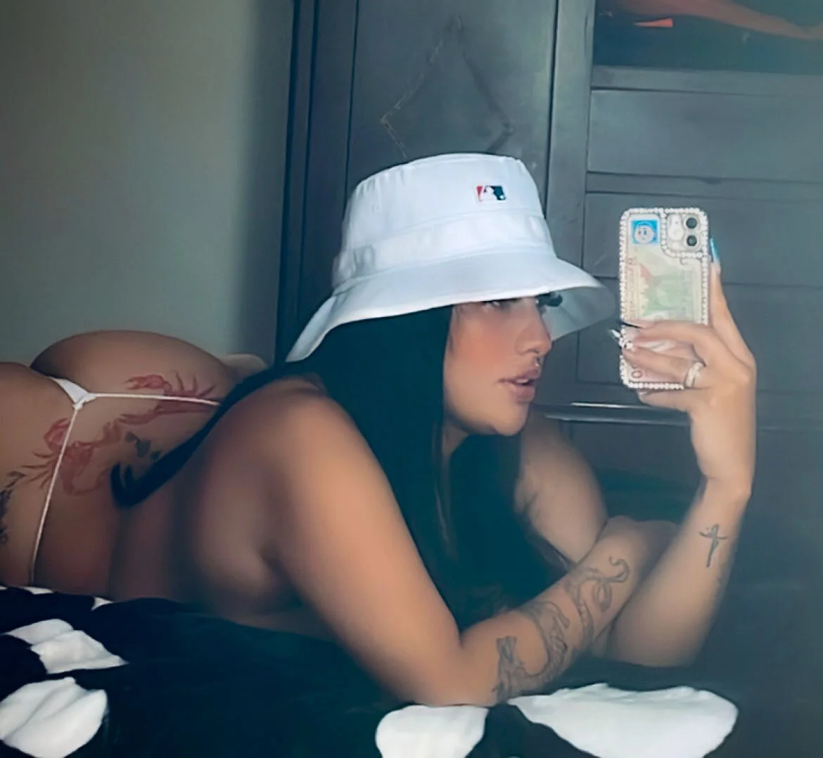 XXX Porn Photo of Nude nikky_latin 23