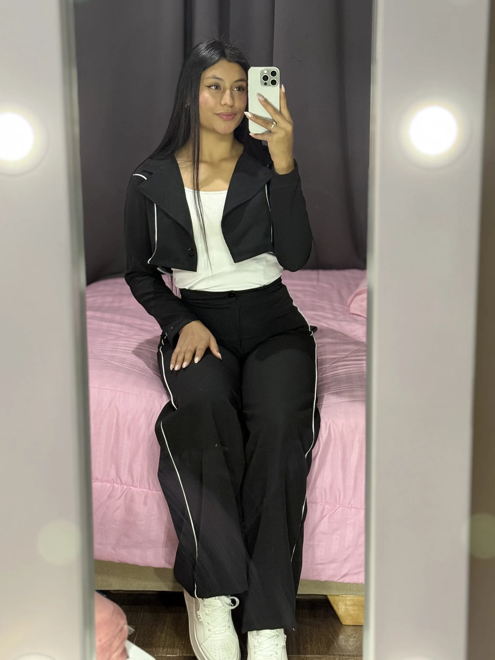 XXX Porn Photo of Nude Angiie_cute1 2