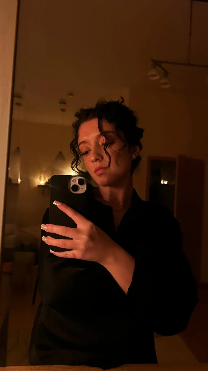 XXX Porn Photo of Nude ValeriaNextDoor 11