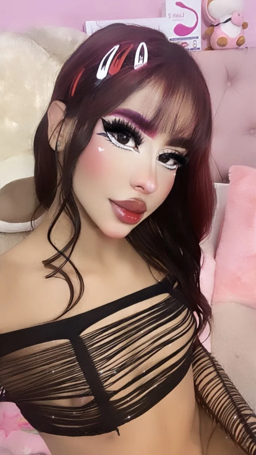 XXX Porn Photo of Nude Cute_Roxxy 25