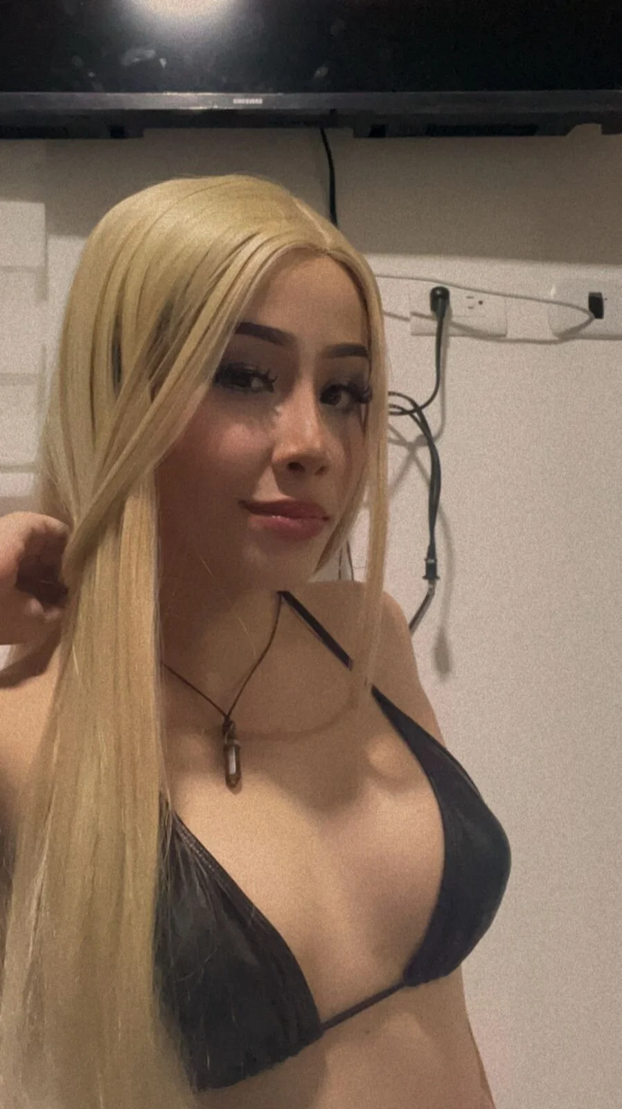 XXX Porn Photo of Nude ashley_rossez7 8