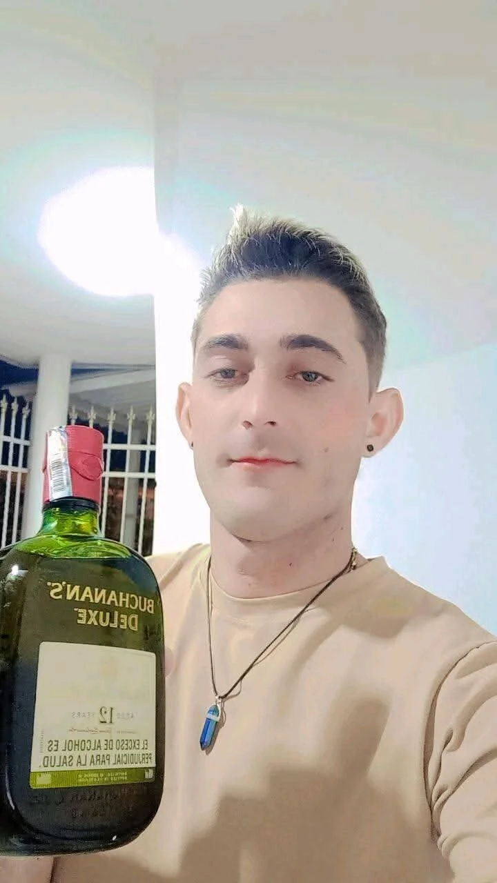 XXX Porn Photo of Nude el_fresa 3