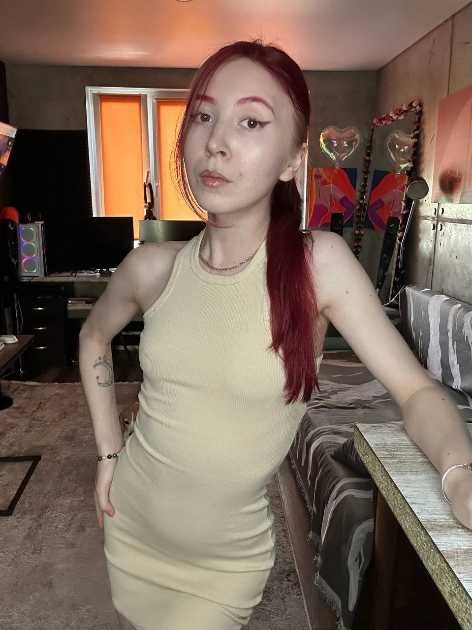 XXX Porn Photo of Nude izi-fox 5